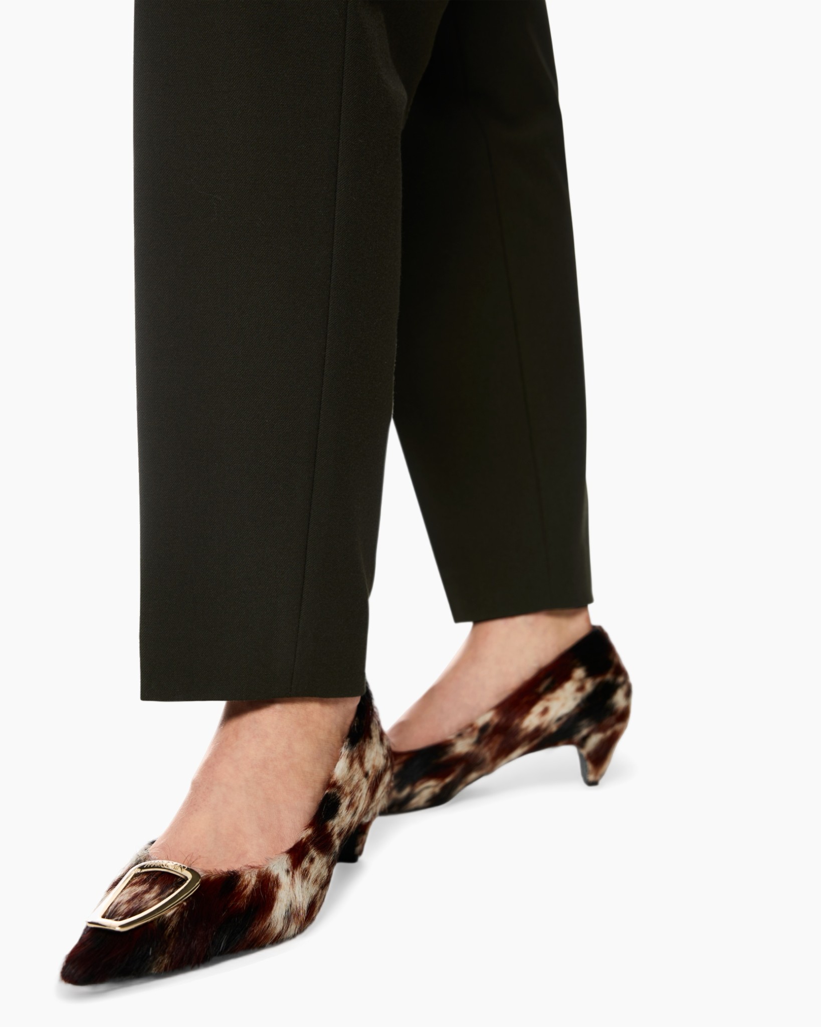 broeken, pantalon, zwart, hakken, pump, leopard, patroon, schoen