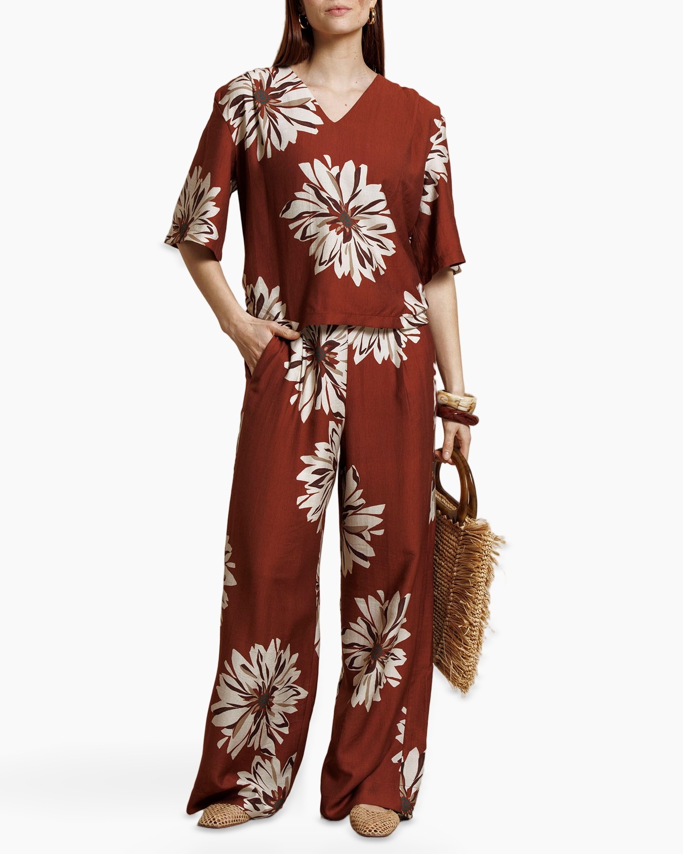 top, blouse, floral, print, roodbruin