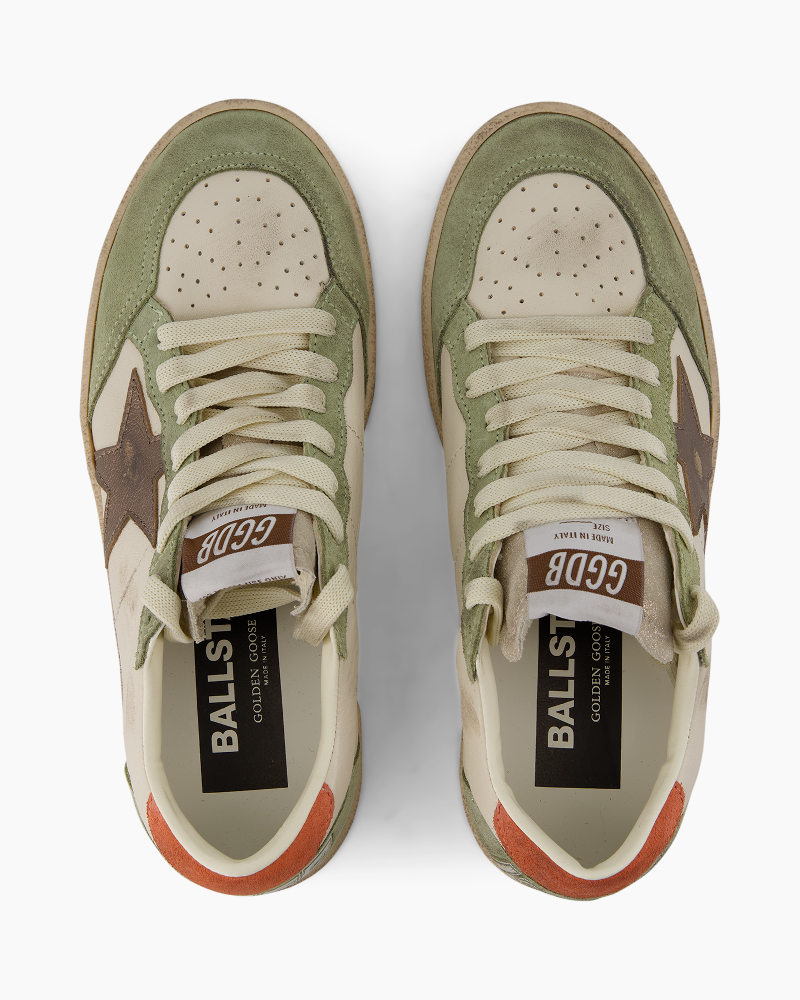 sneakers, groen, beige, perforatieneus, veters