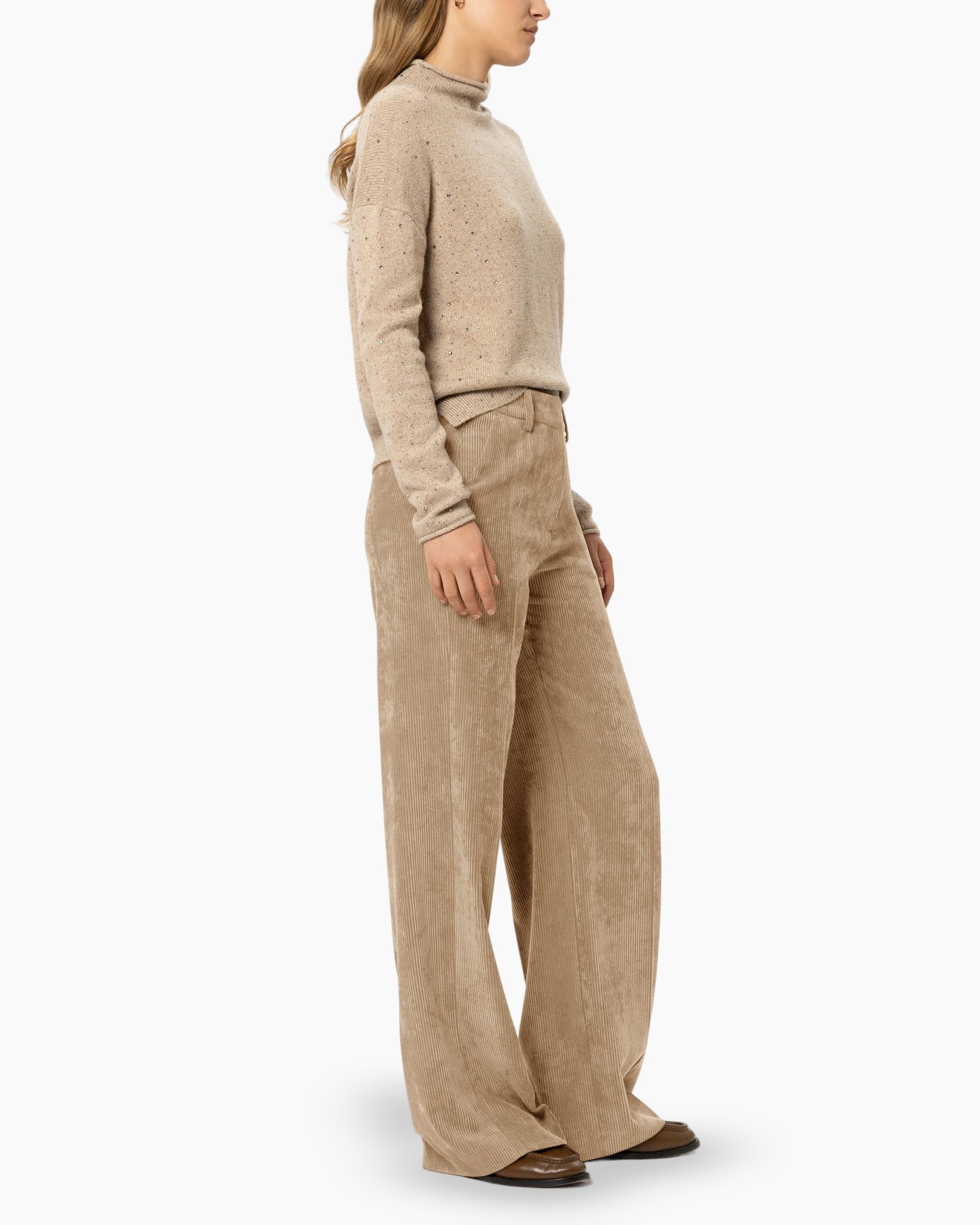 turtleneck, trui, beige, korduroy, broeken