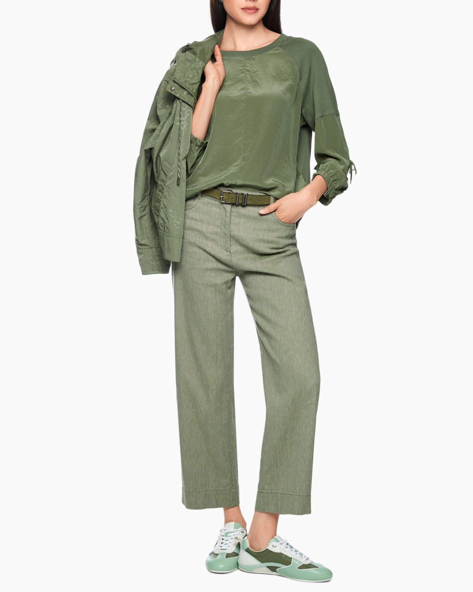 green top, linen pants, olive belt, linen set, green sneakers