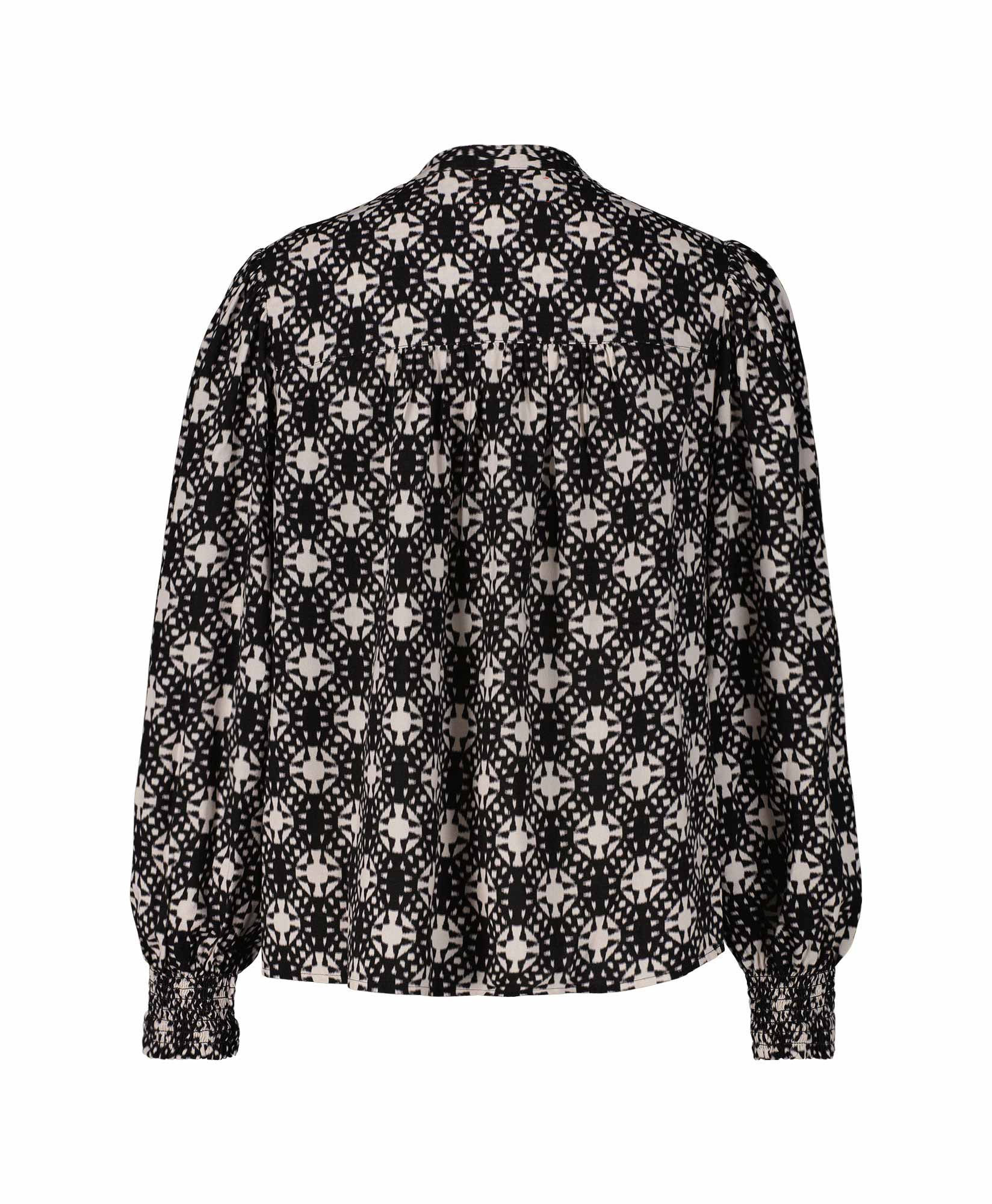 Xirena Blouse Emilia Zwart
