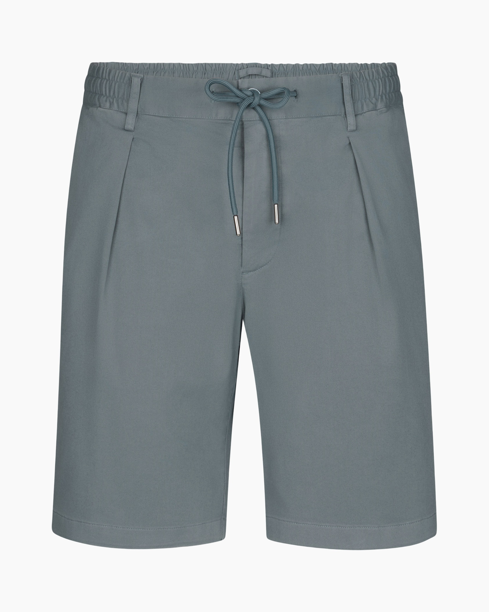 shorts, drawstring, elastic waistband, pockets, knee-length