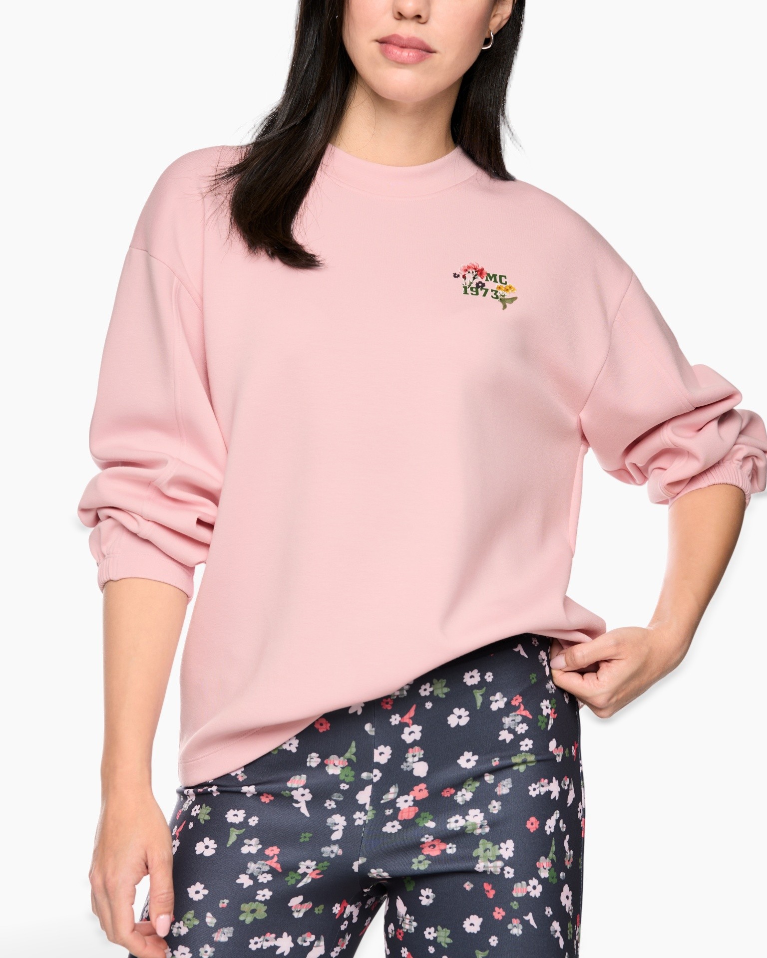 sweatshirt, roze, halsboord, langere mouw, borduursel