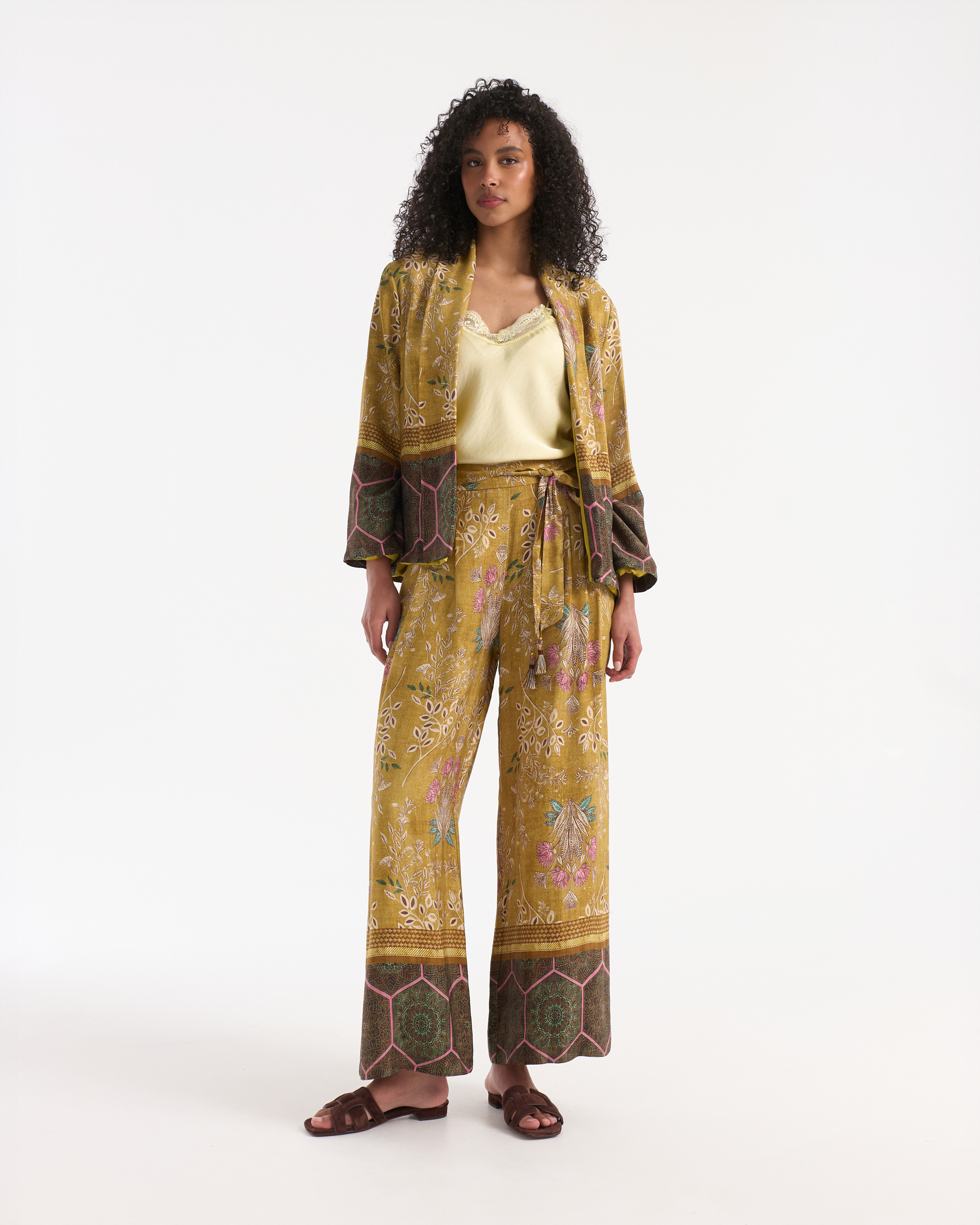 wide-leg pants, self-tabric, bohemian, floral pattern, cardigan set