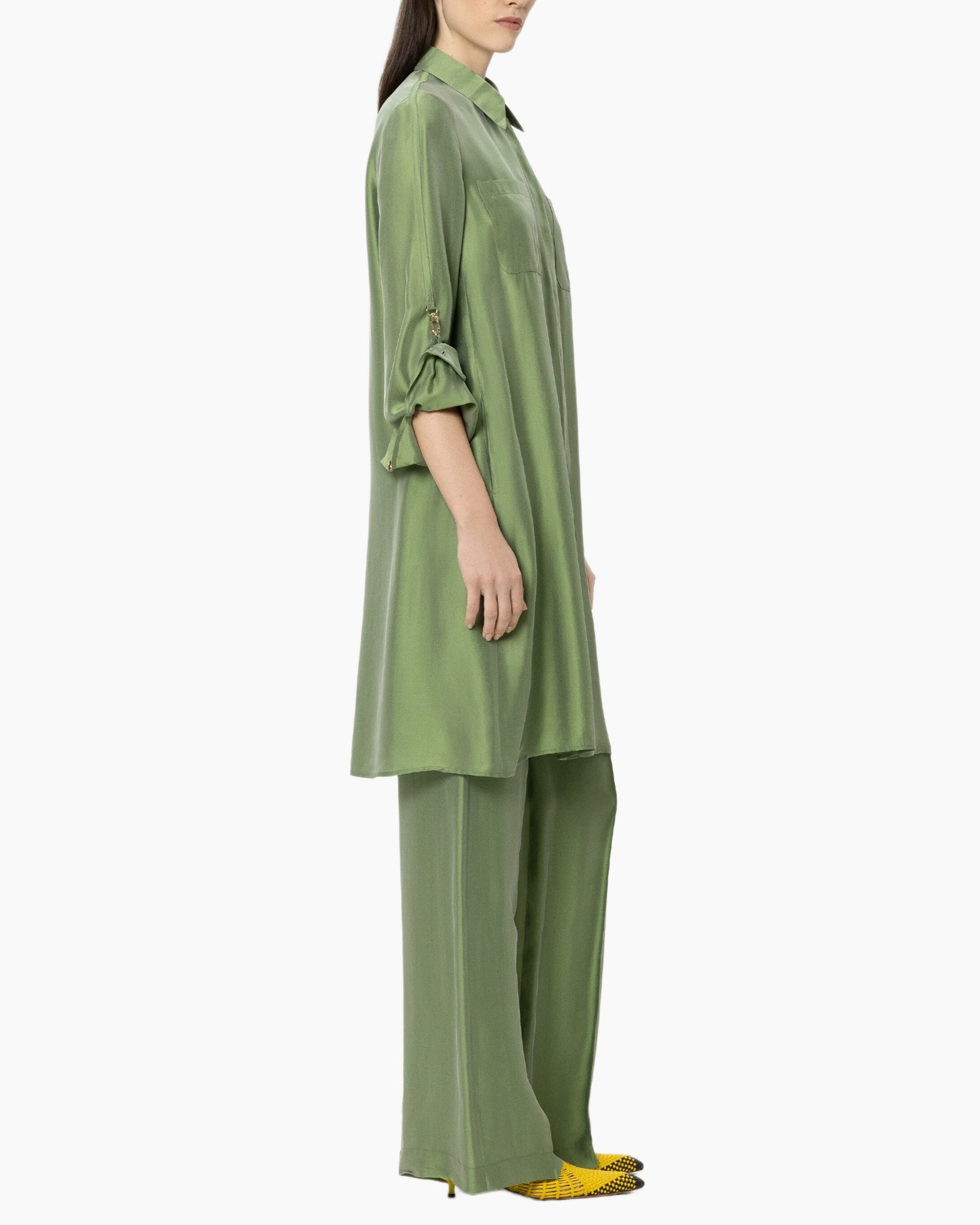 groen, broekpak, hemdjurk, zachtgelijnd, wijdelijn