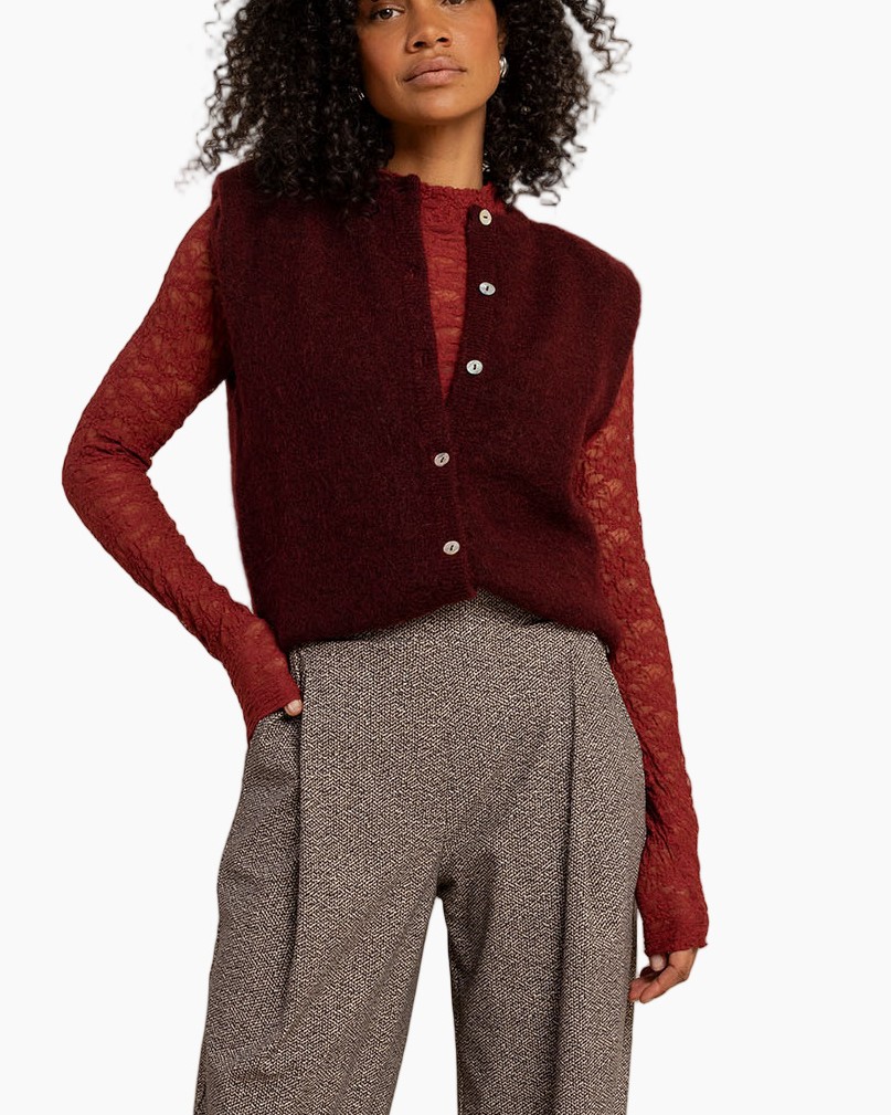 cardigan, mouwen van kant, burgundrood, gebreide vest, knopen