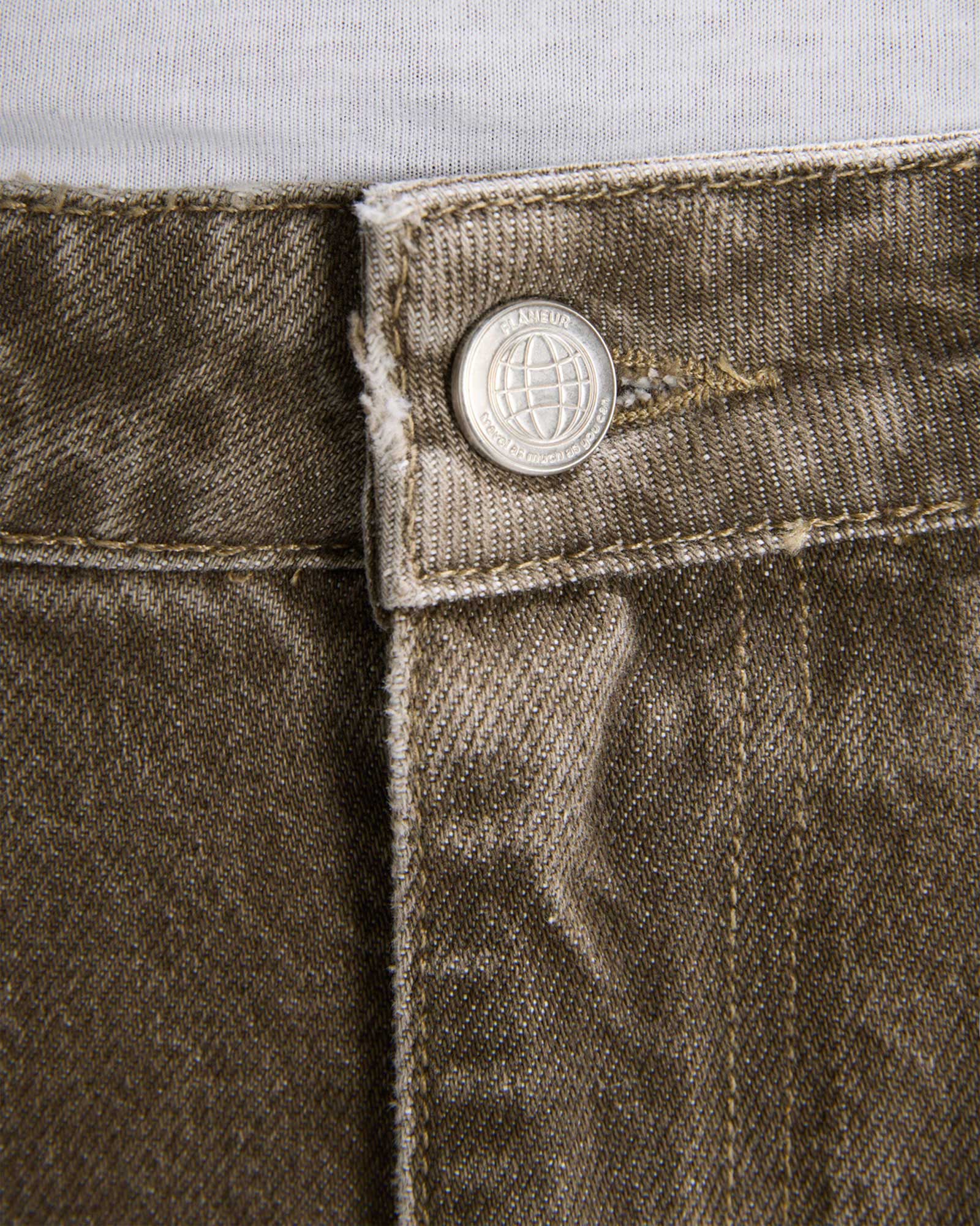 denim, spijkerbroek, metalen knoop, bruin, stiksels