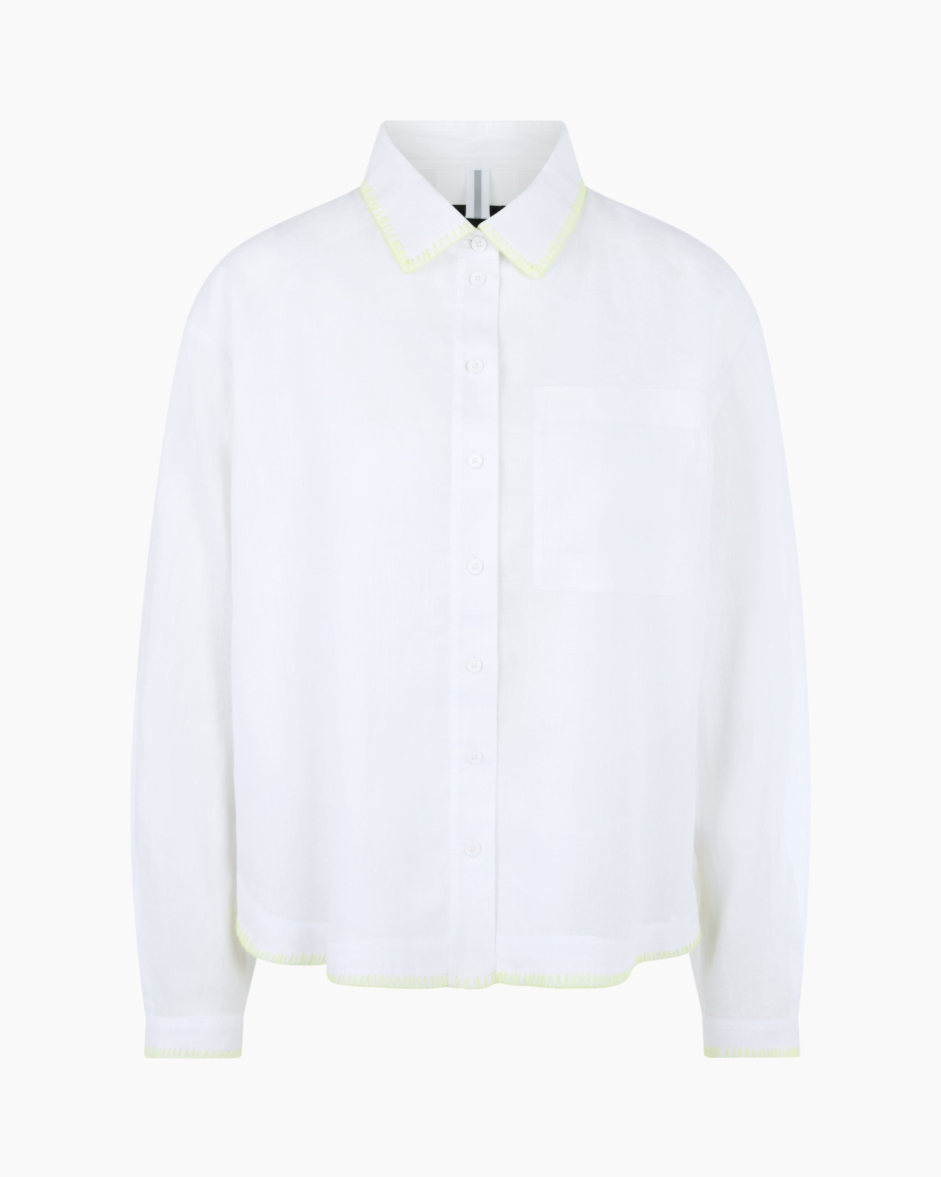 witte shirt, knopsluiting, kraag, lange mouwen, zak