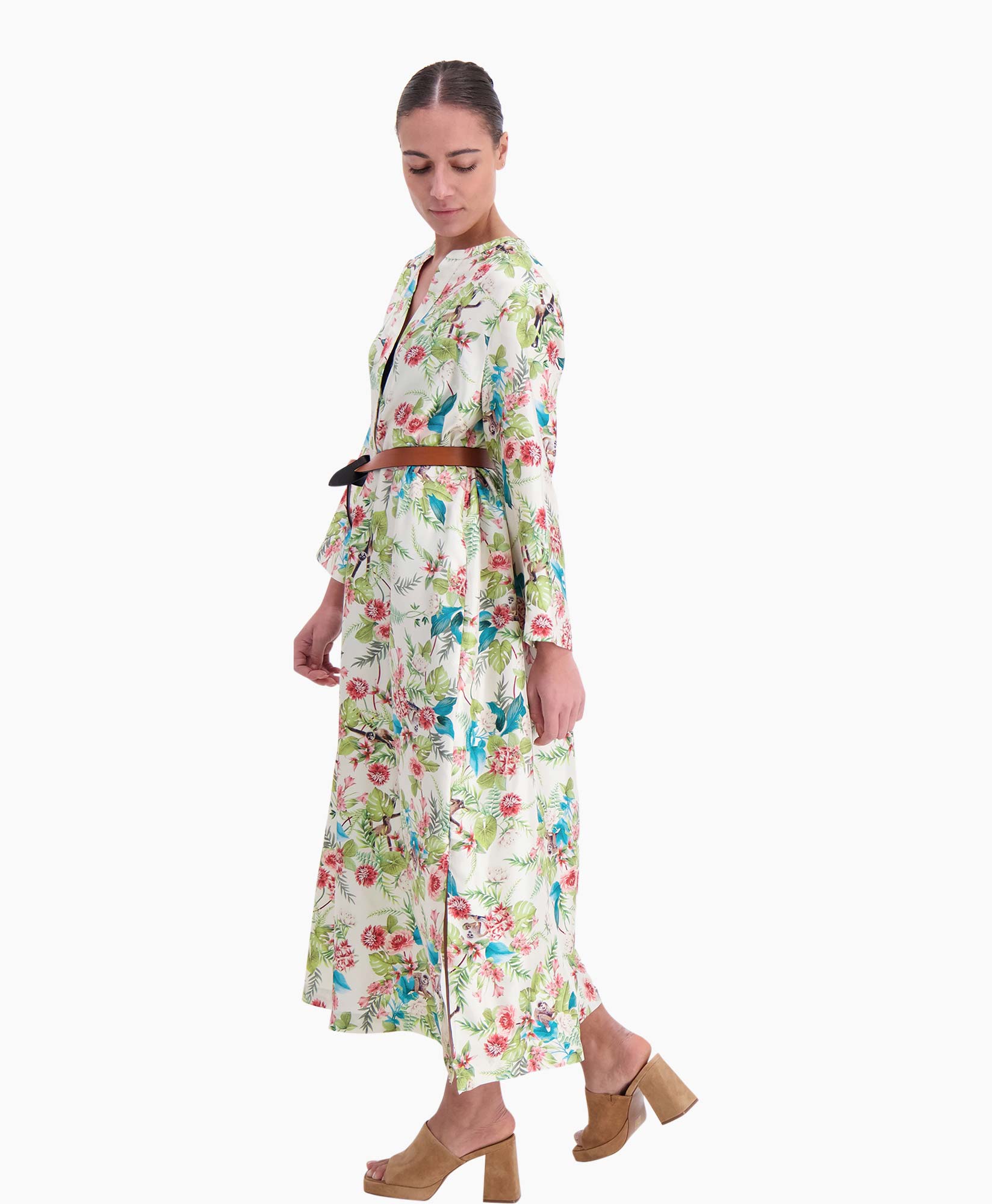 Momoni jurk shop