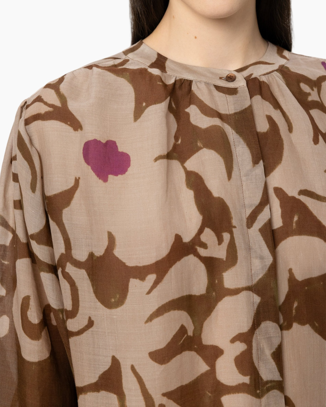 blouse, camouflage, pattern, beige, pink accent