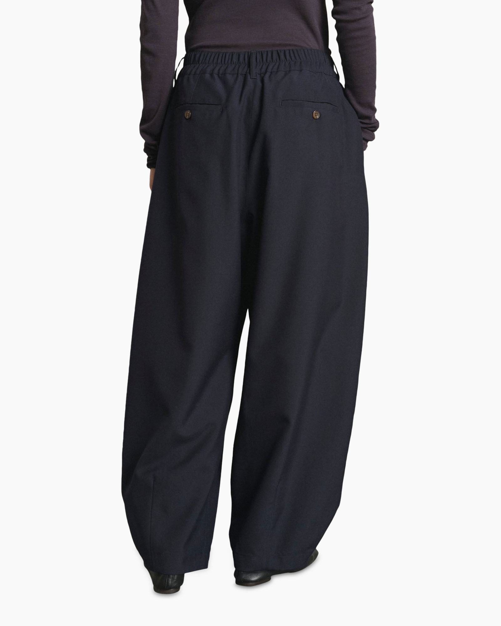 broek met wijdere pijpen, elastische tailleband, donkermarineblauw, loszittend model, platte voorkant