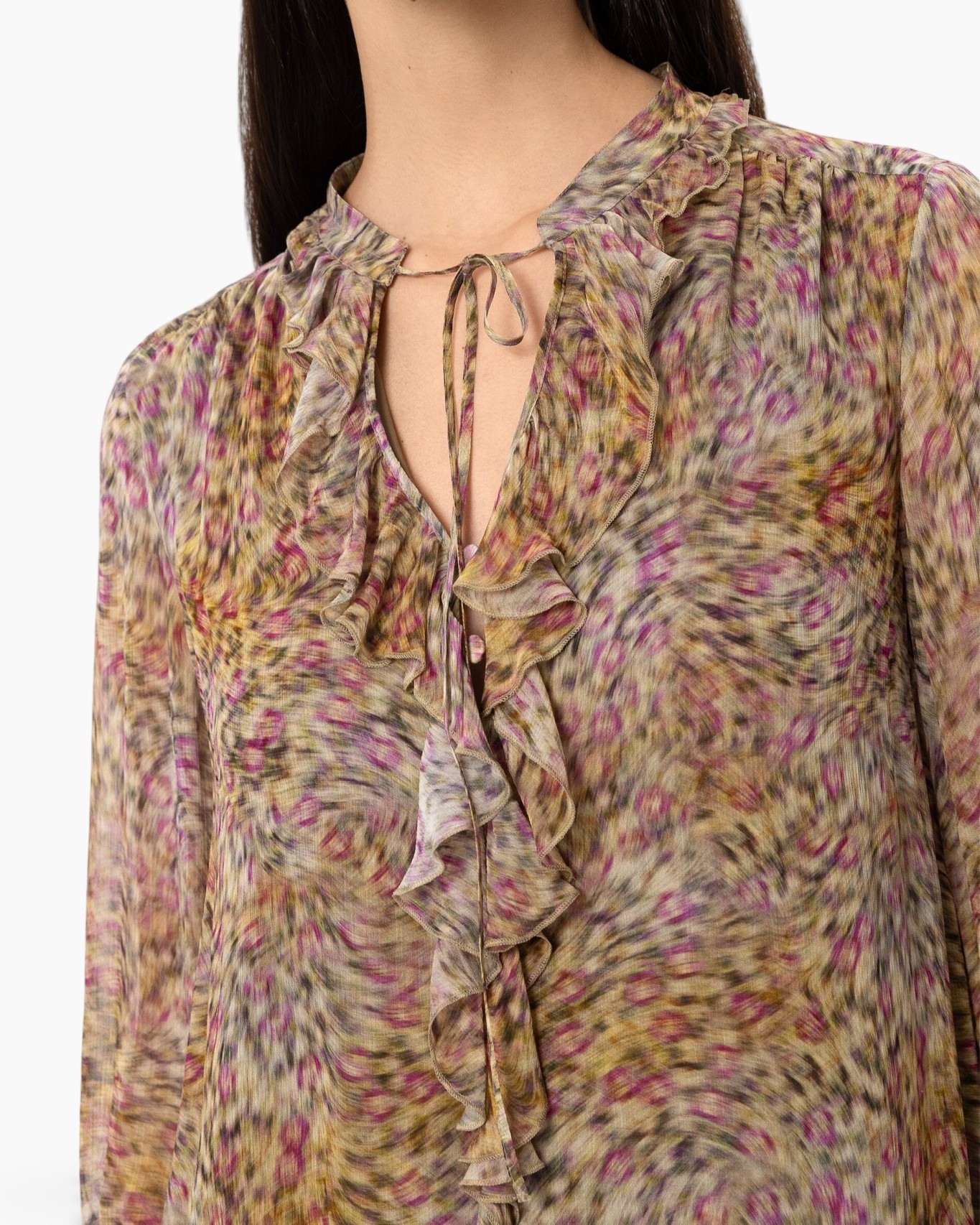 blouse, bloemig, ruesels, knoopkraag, doorschijnend