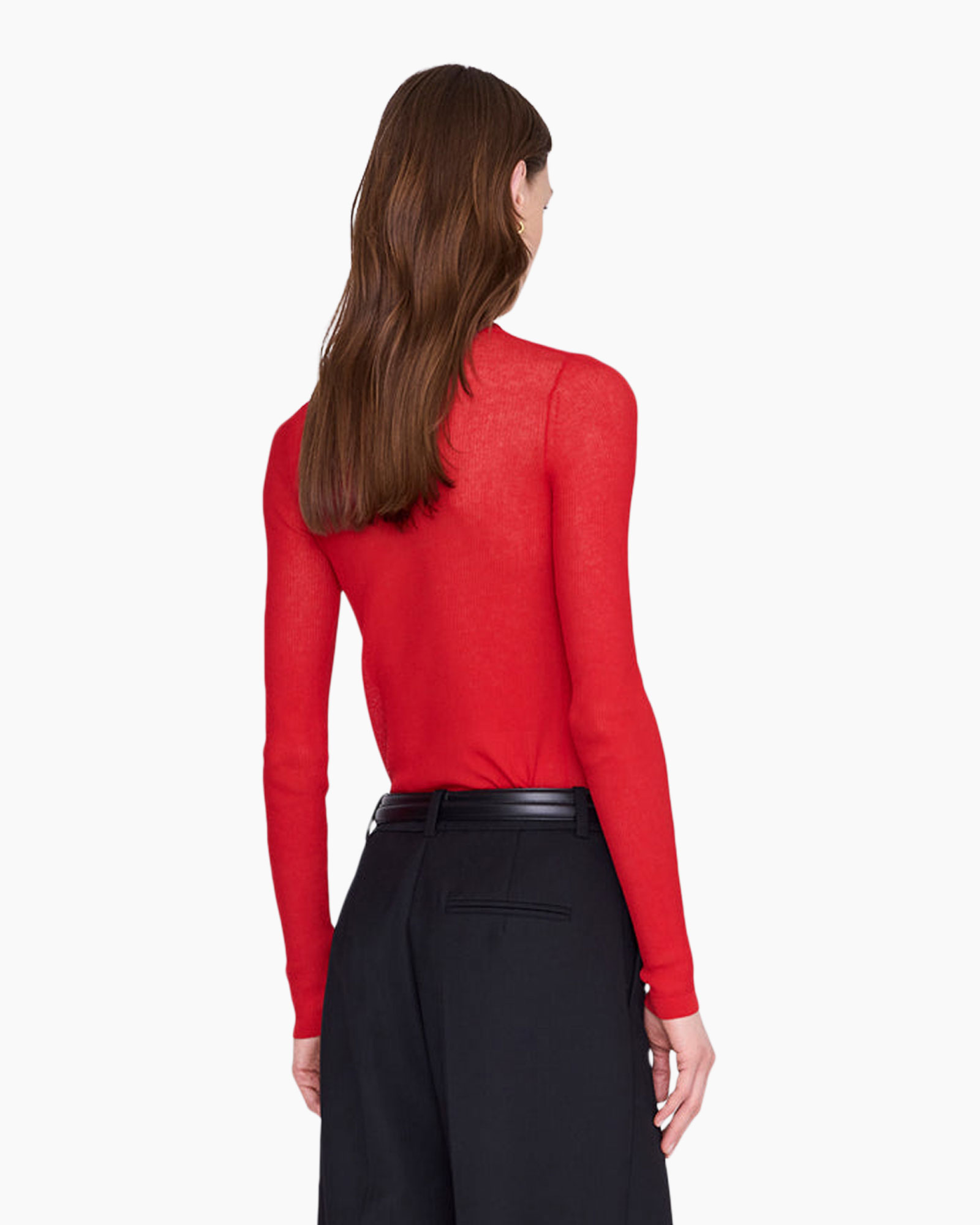 rood bovenstuk, lange mouwen, transparant breisel, kraagloos?, zwarte broek