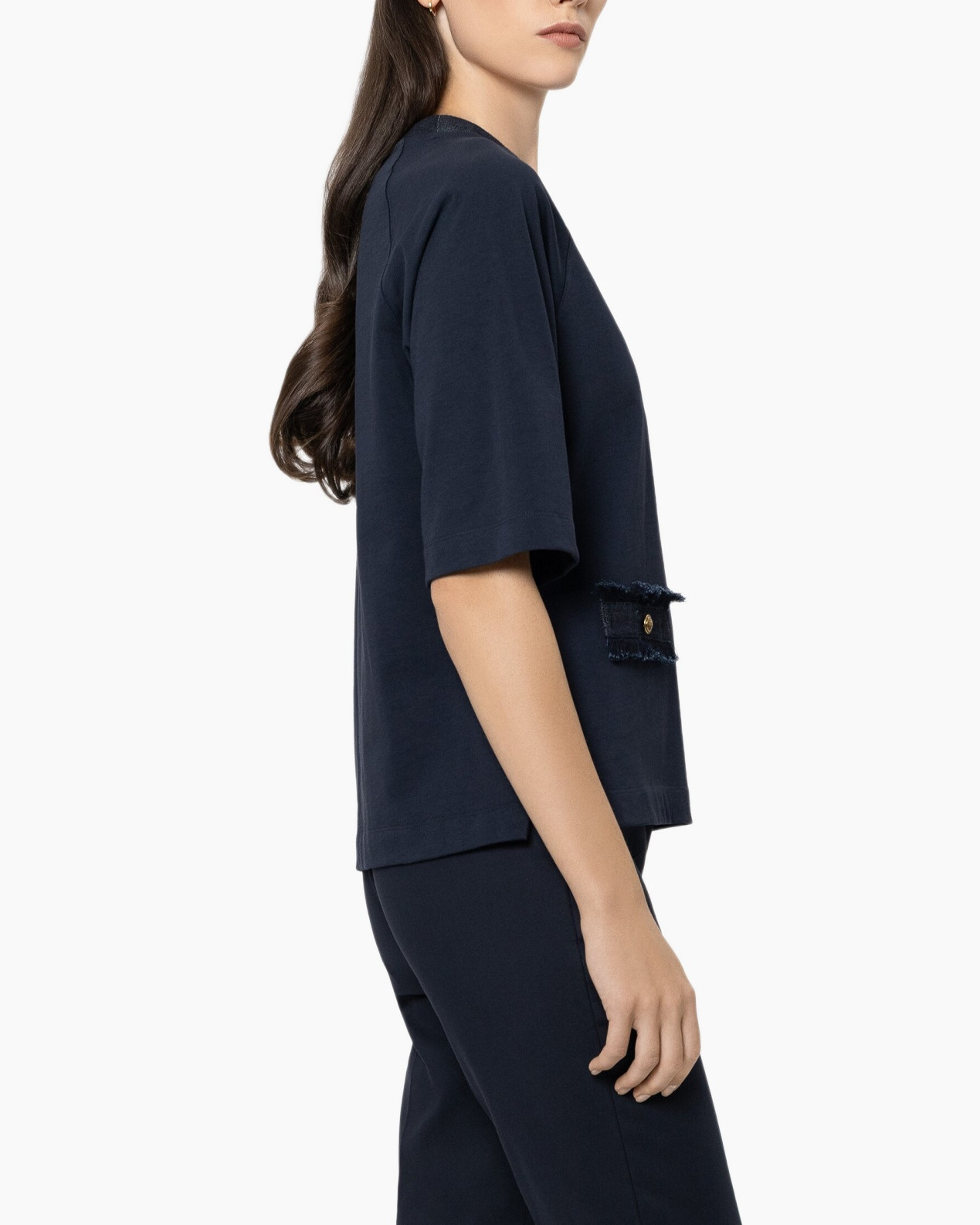 Formal Wear, Suit, Adult, Person, Woman