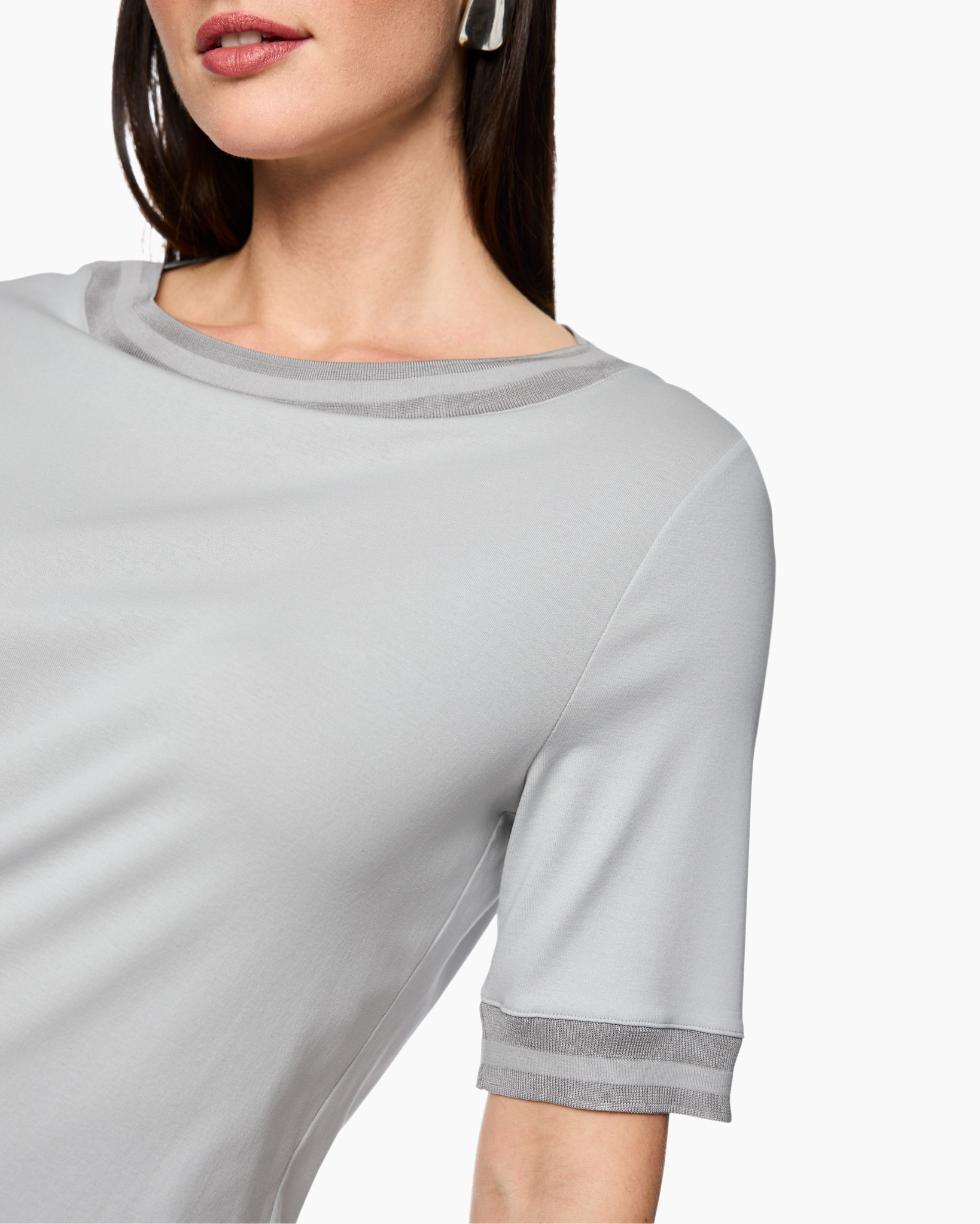 Long Sleeve, Sleeve, T-Shirt, Person, Woman