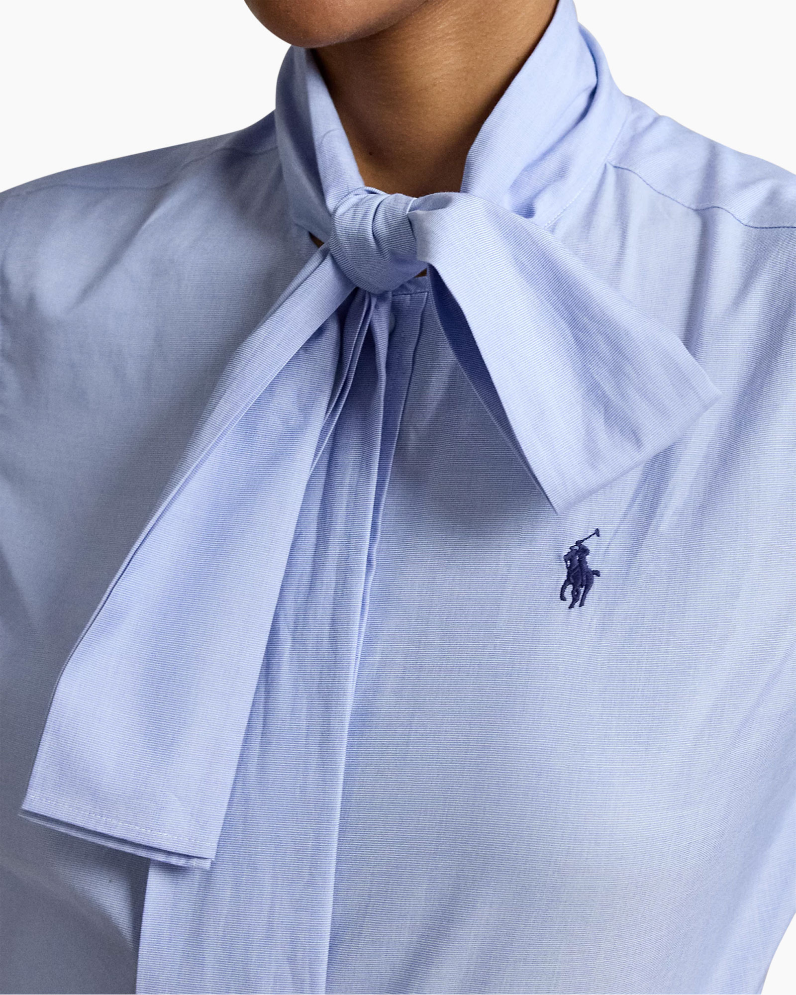 blouse, blouse with tie, nekceintrek, lichtblauw, logo klein