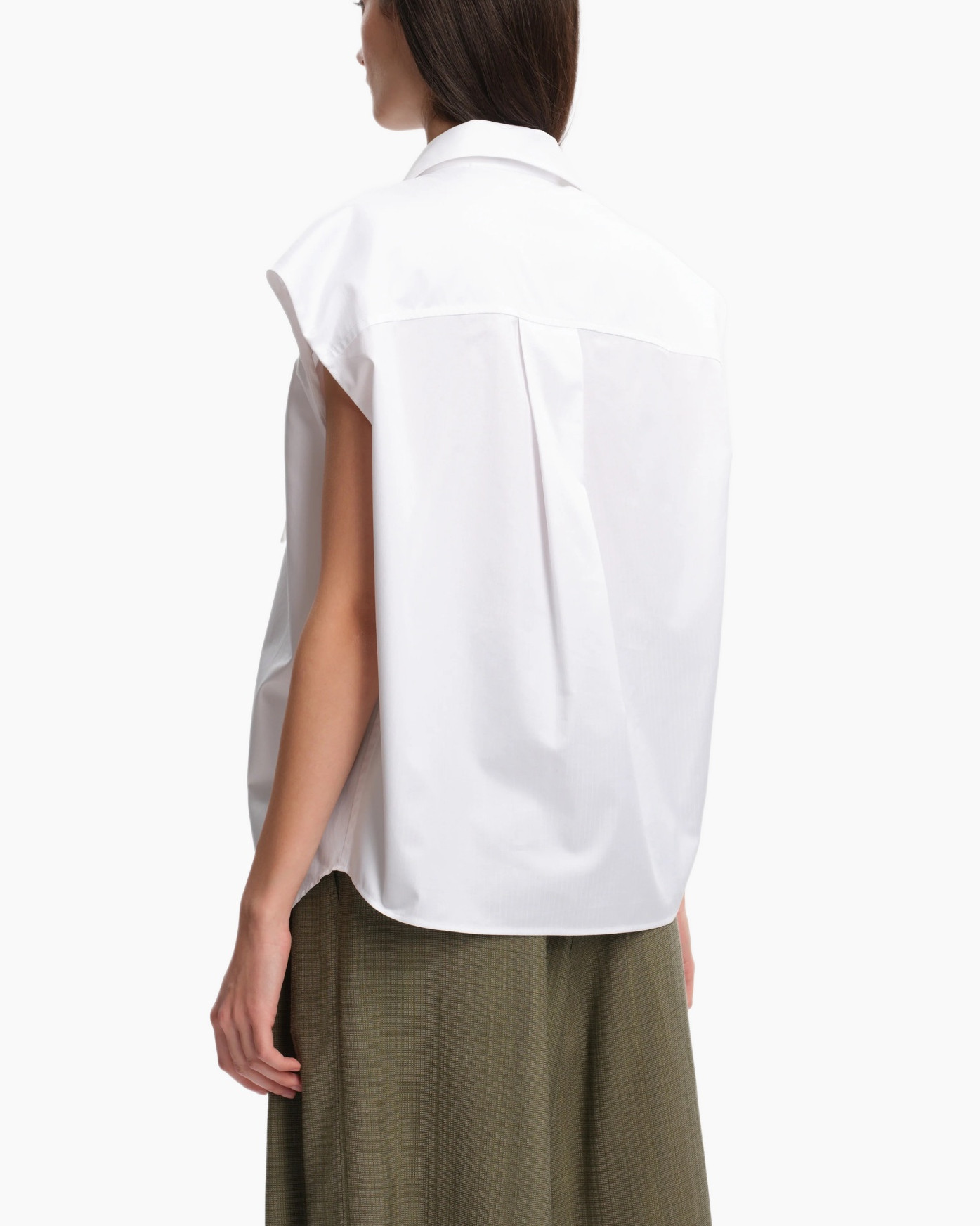 witte blouse, asymmetrisch top, korte mouwen, kraag, broekpak