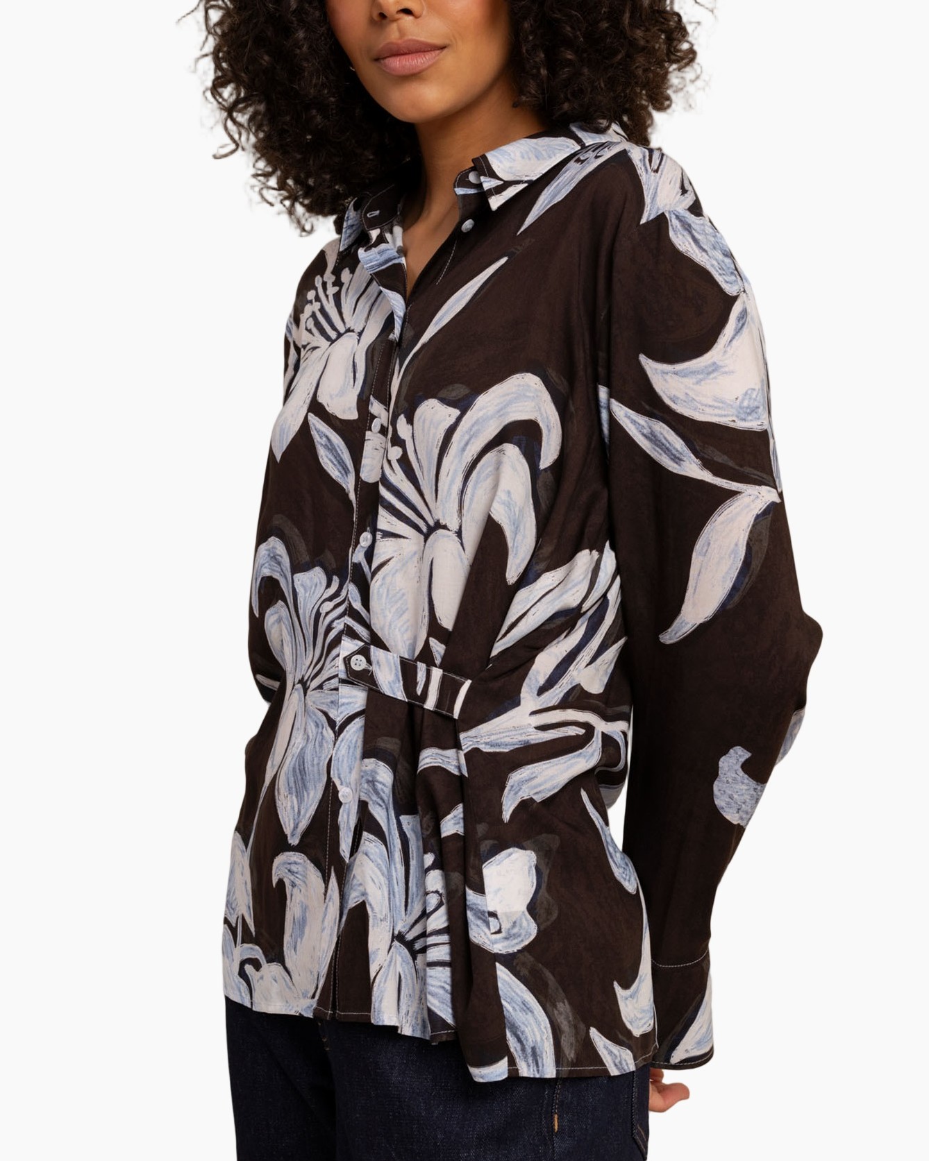 knopenhemd, blouse, bloemendessin, lange mouwen, donkerbruin