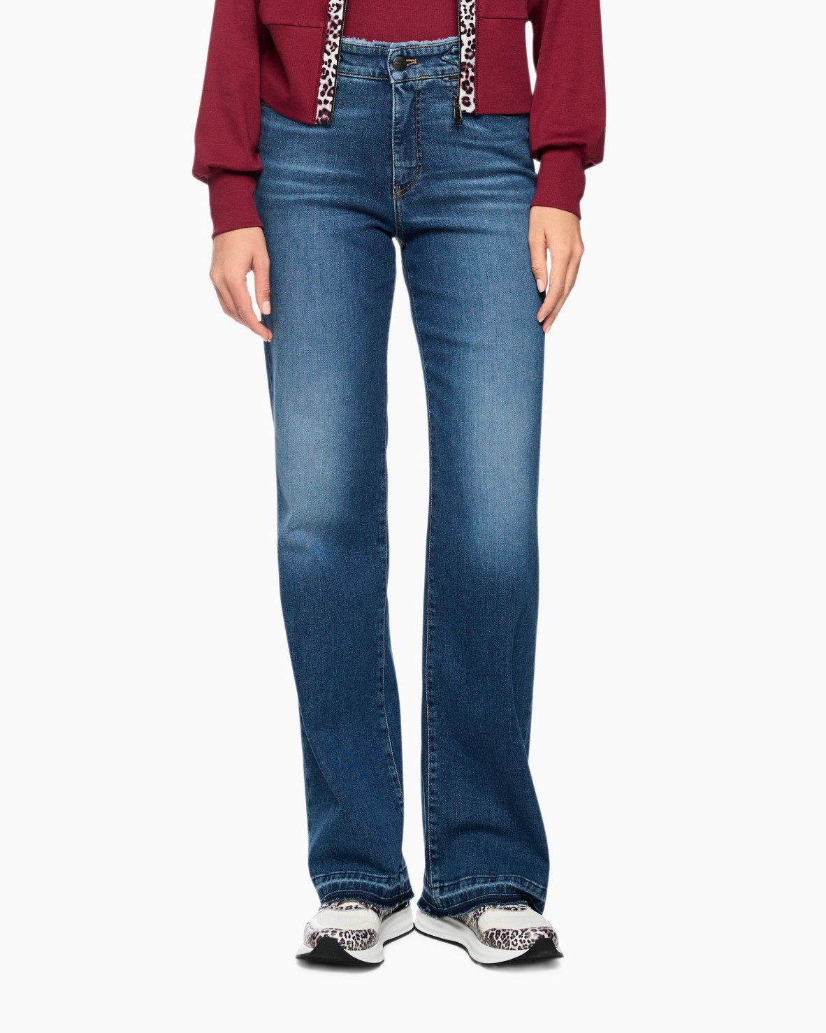 Clothing, Pants, Jeans, Footwear, Shoe