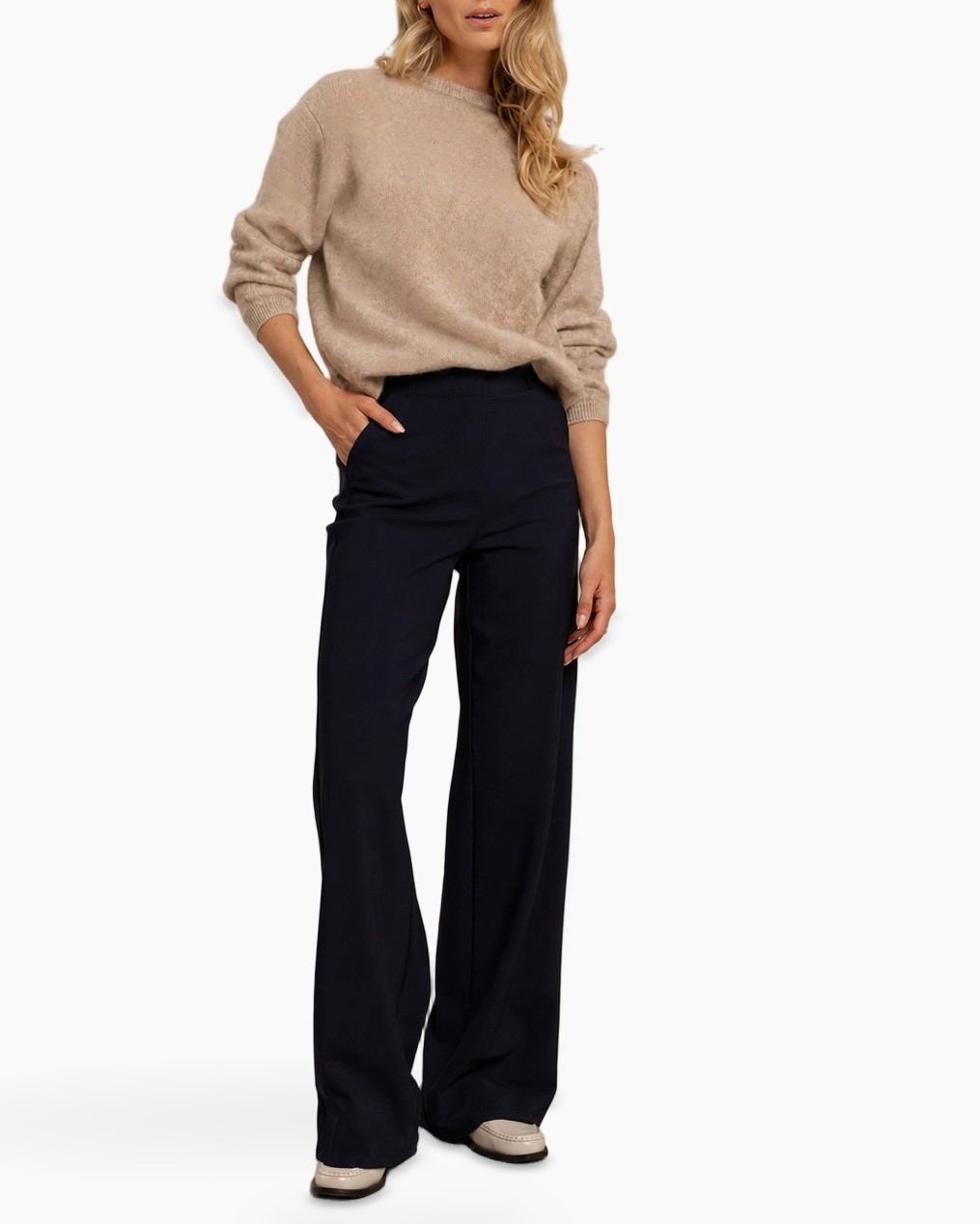 Trui, beige, brei, wijdere pijpen, wijd, broek