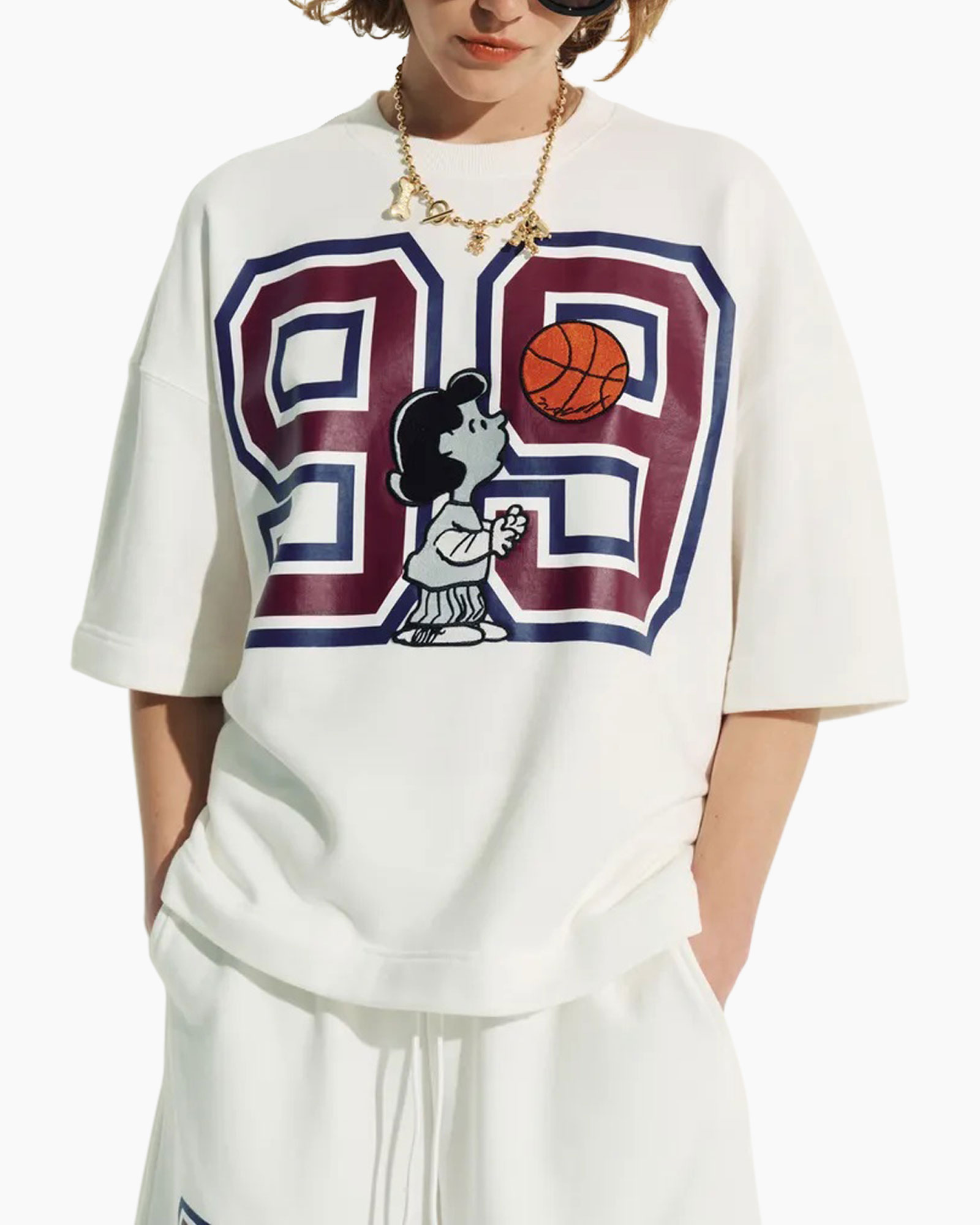 t-shirt, graphic, basketball,  oversized, white