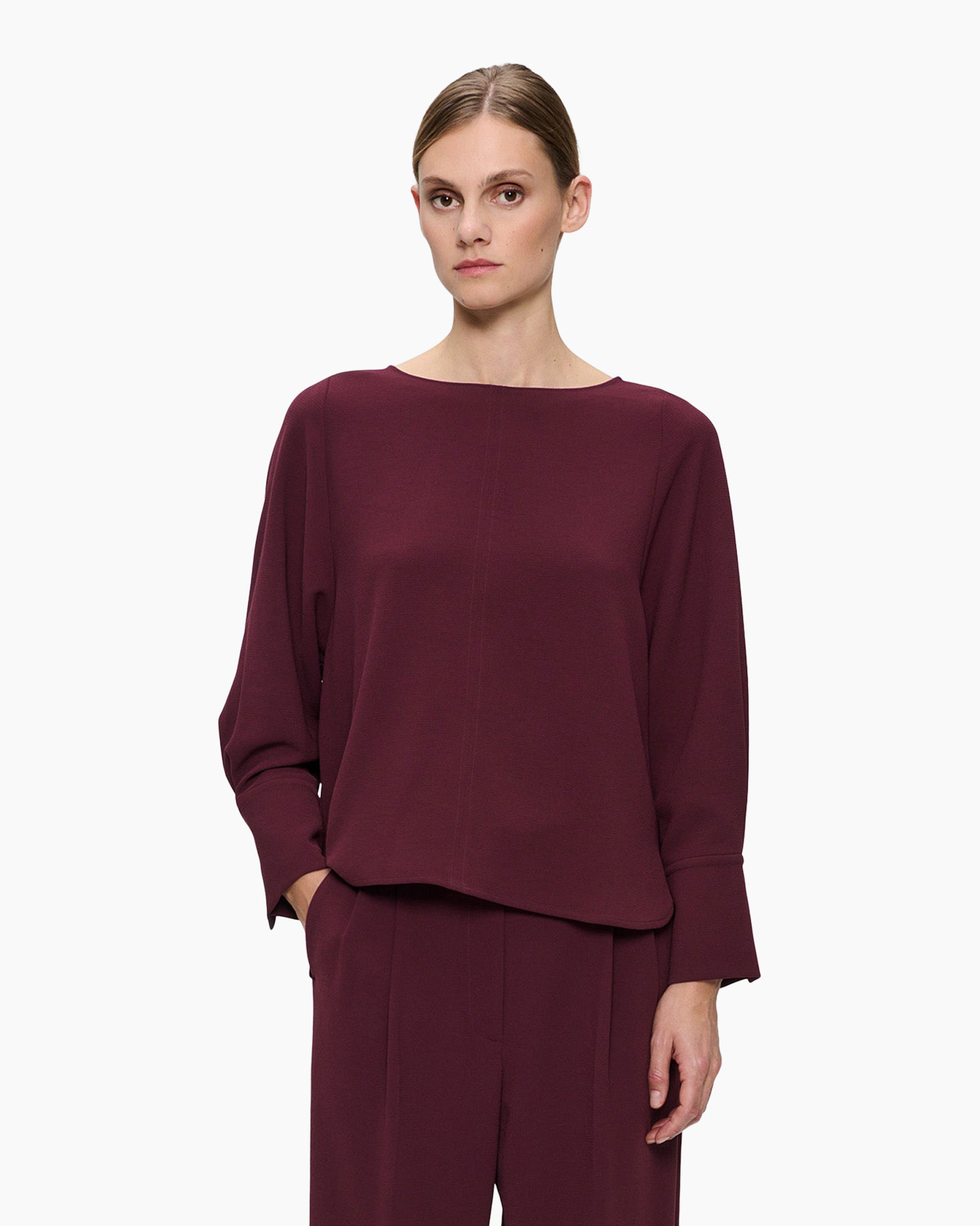 Top Kozo Crepe Boat Neck Bordeaux