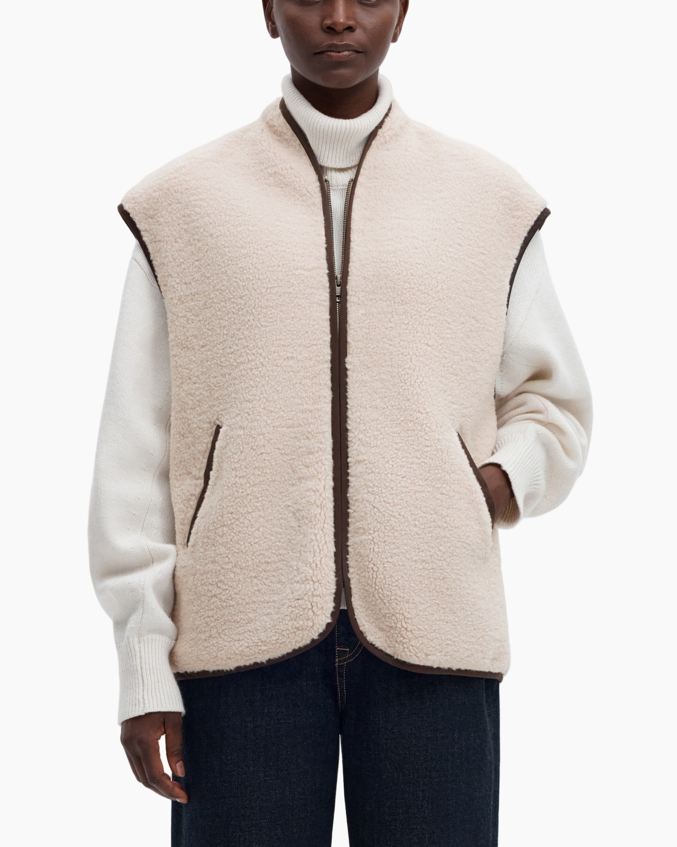 shearling, vest, rits, zakjes, beige