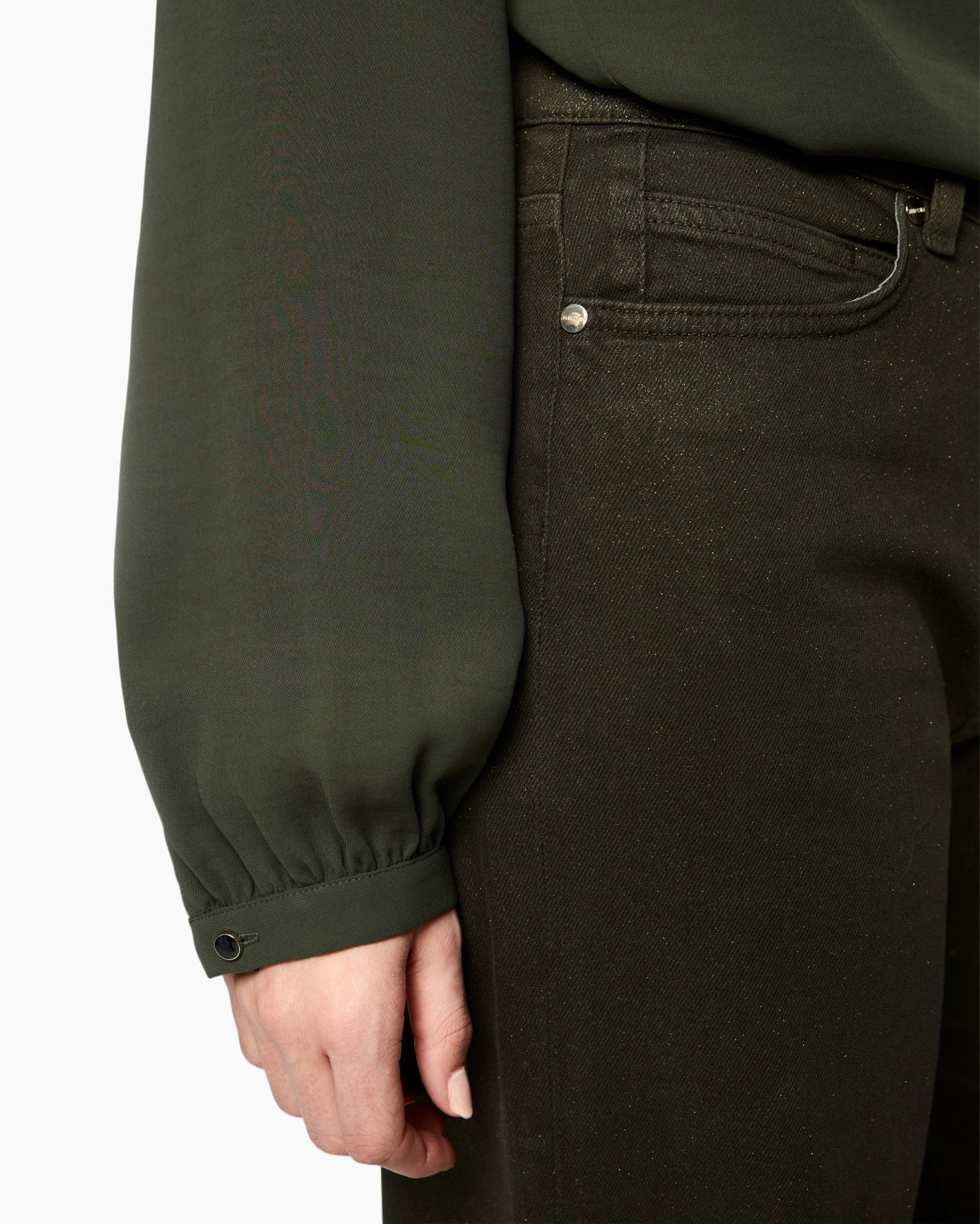 lange mouw, olijfgroen, knoopmanchet, jeans, donkergroen