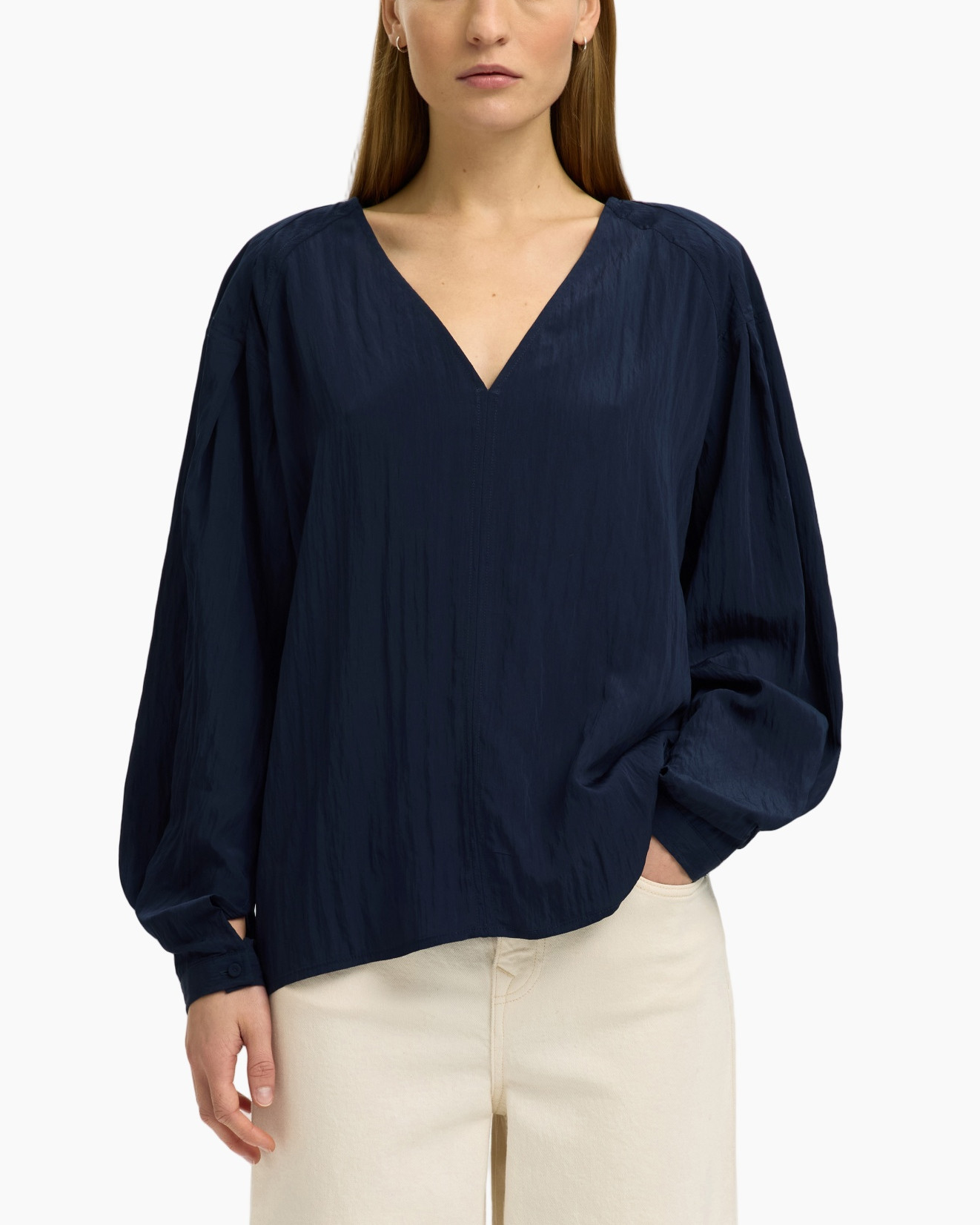 navy top, blouse, V-neck, long sleeves, crinkled fabric