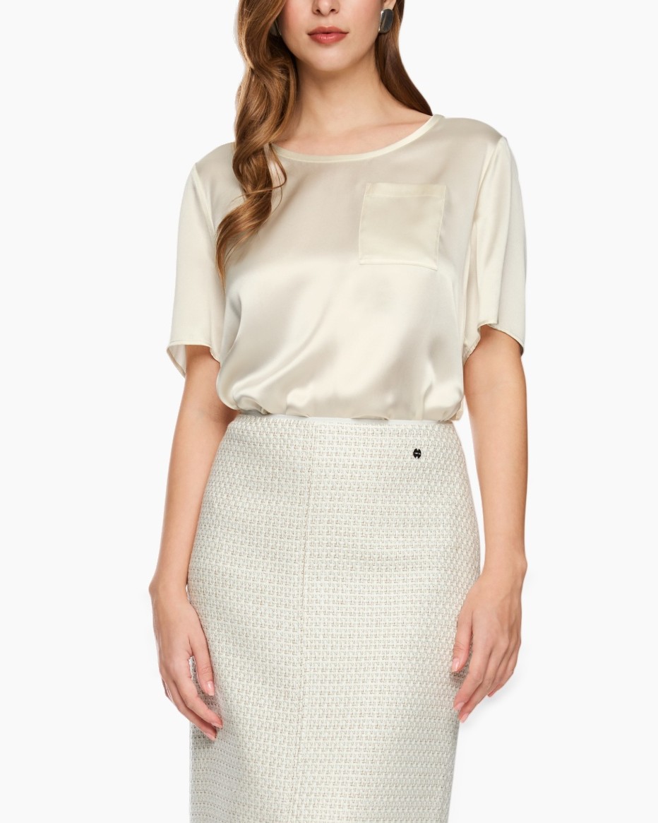 zijden blouse, zakken t-shirt, korte mouw, crème kleur, kokerrok