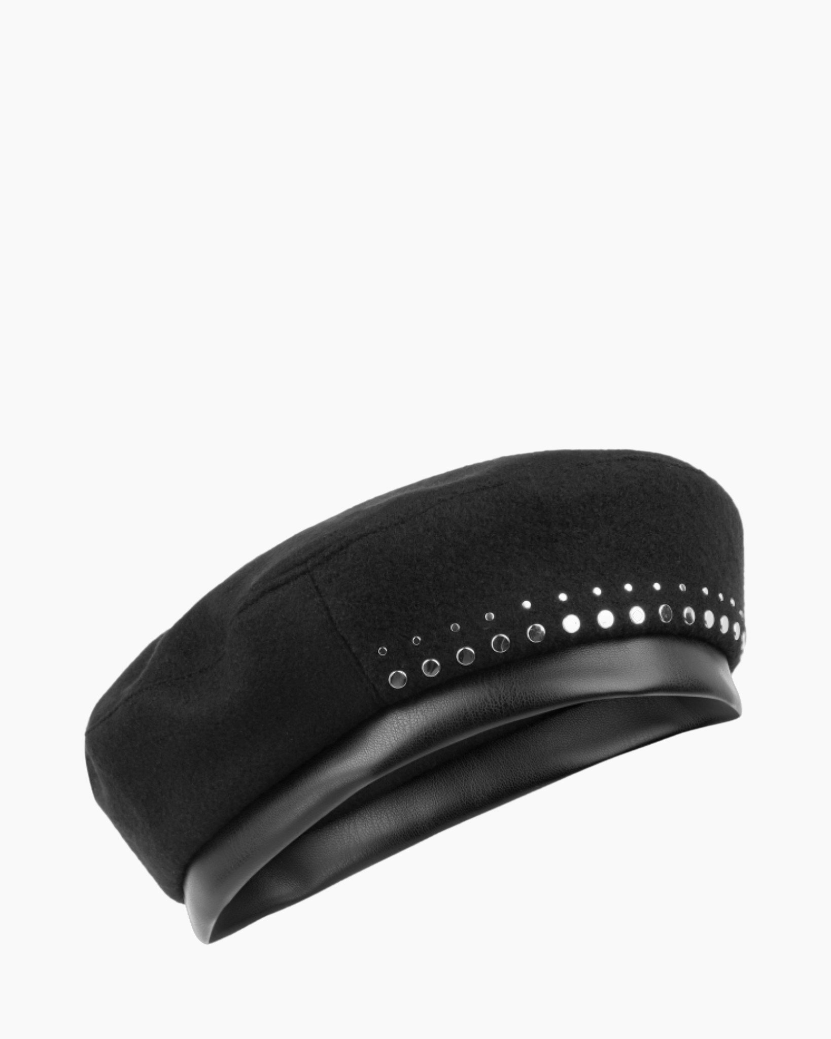 beret, zwart, kralen, zilveren studs, zacht