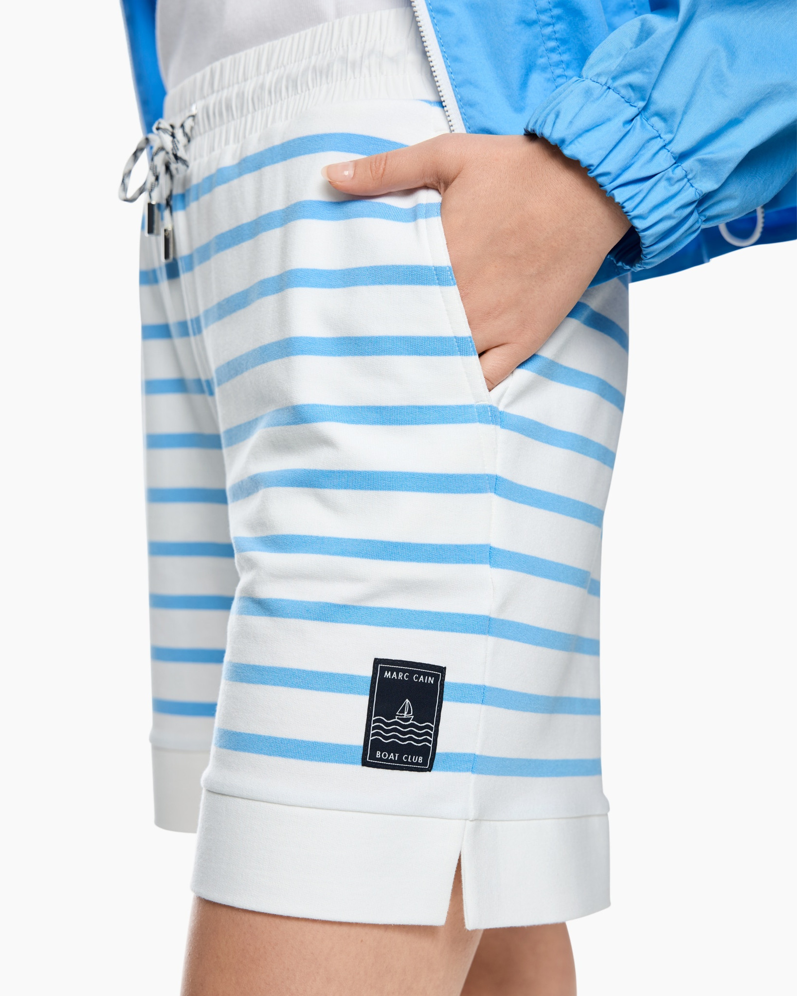 gestreepte shorts, zakkenshorts, touwtje taille, blauw wit, bootclub merkteken