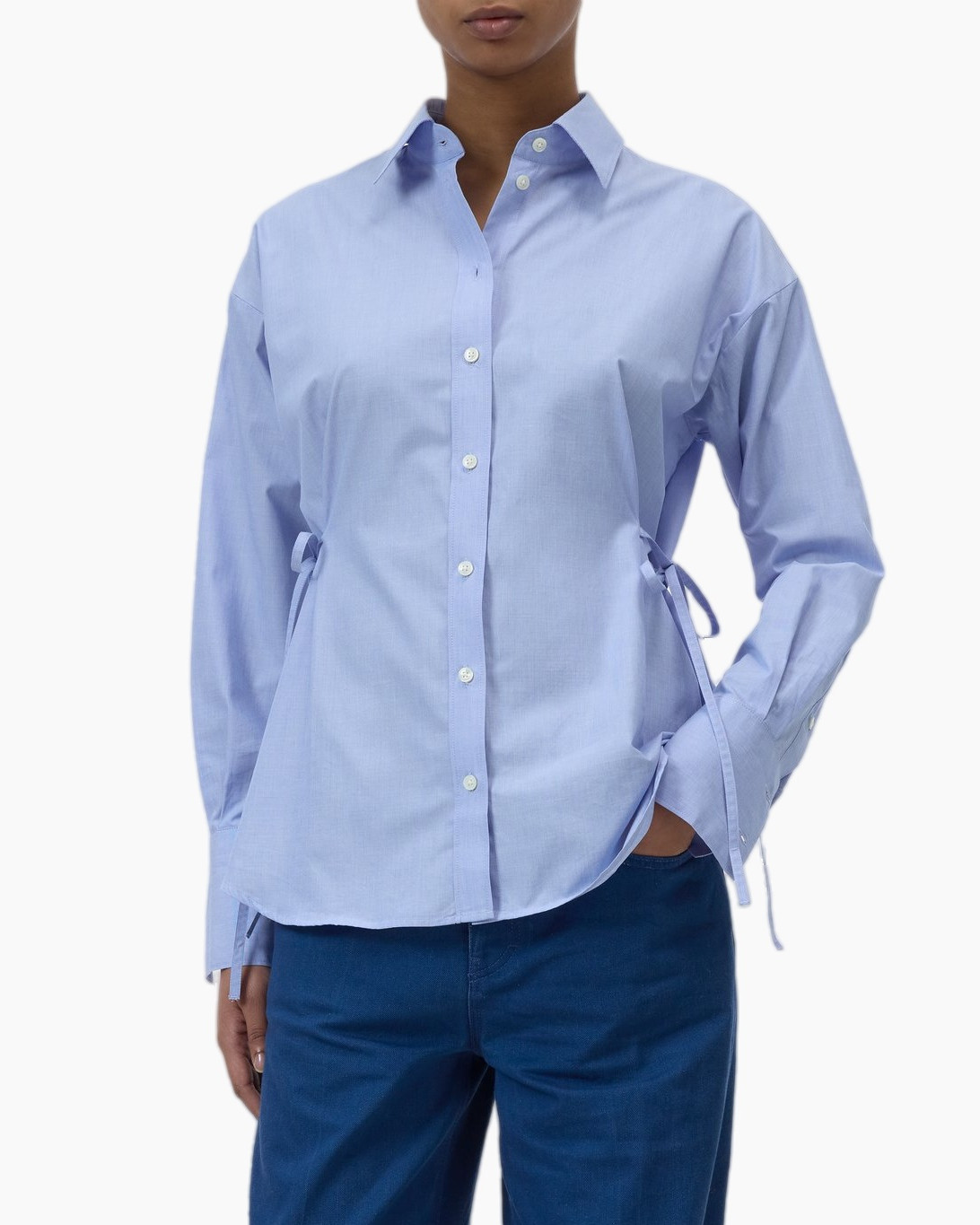 button-down, long-sleeve, light-blue, collar, tied-side-strings