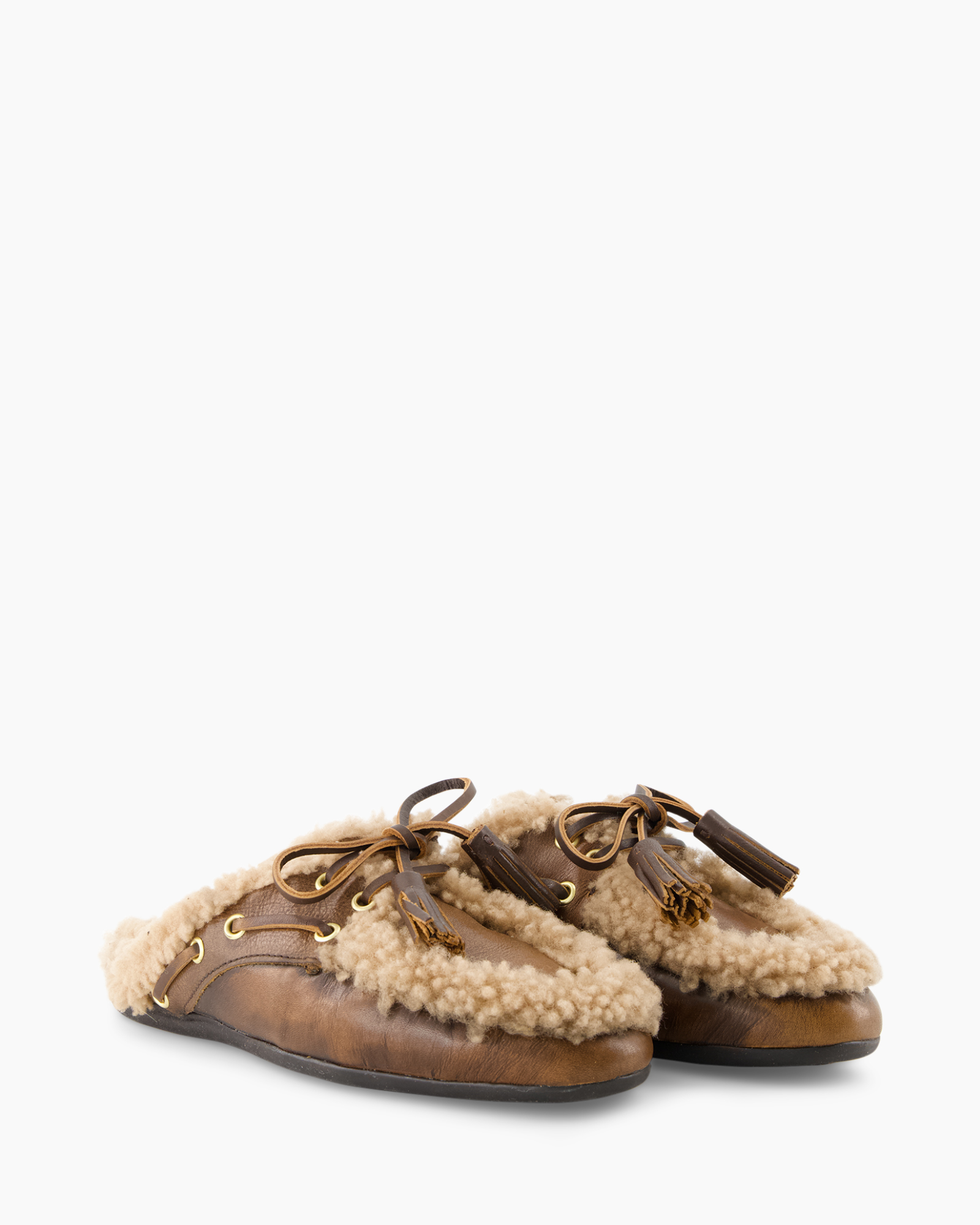 slof, mocassin, schapenwol?, leer, bruin