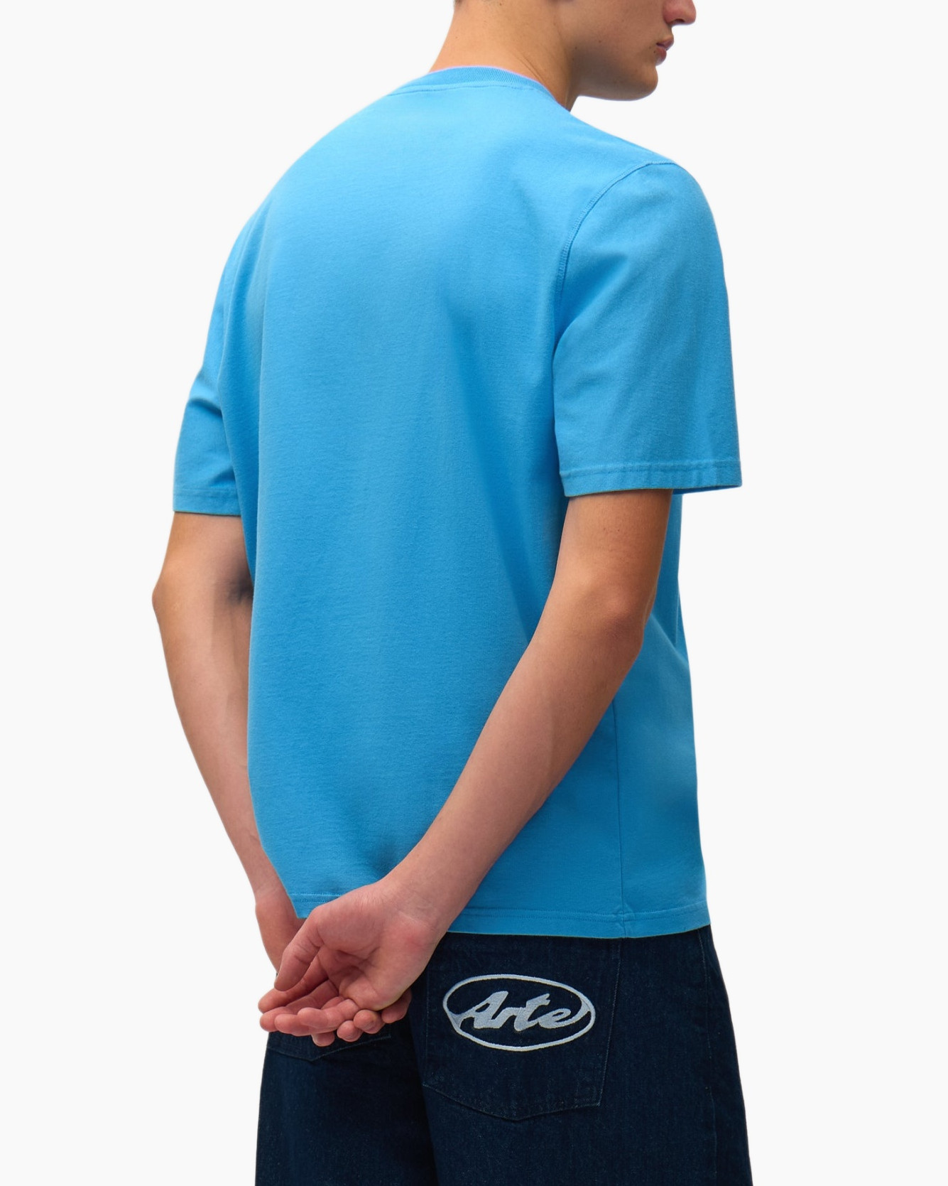 Kleding, T-shirt, Mouw, Persoon