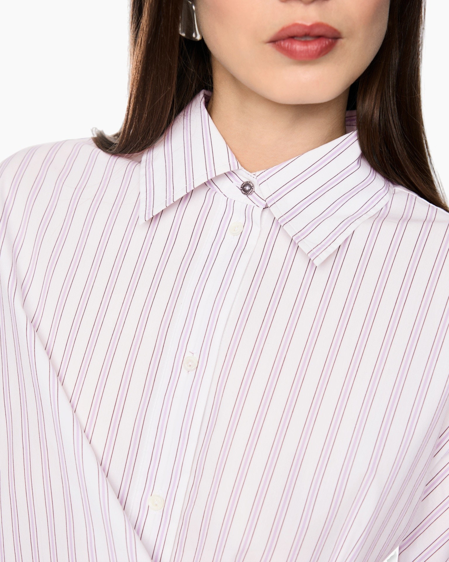 gestreepte blouse, kraag, knopen- shirt, roze paarse strepen, blouse detail