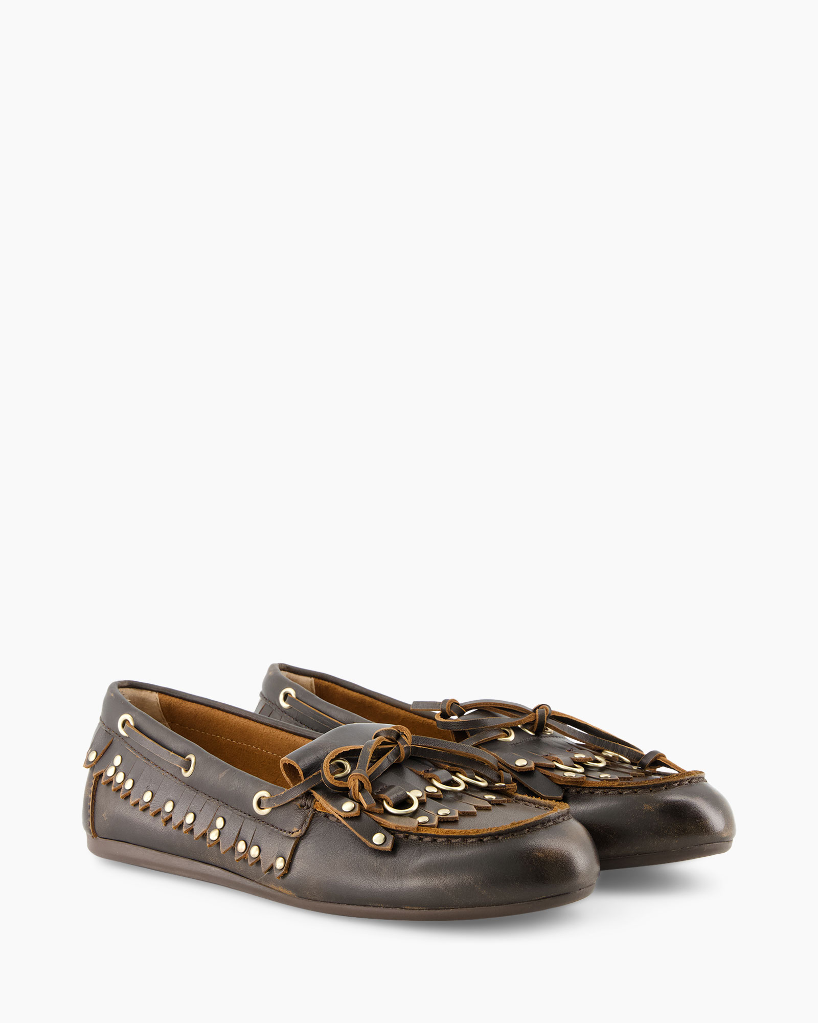 loafer, moccasin, leer, decoratieve studs, korte franjes