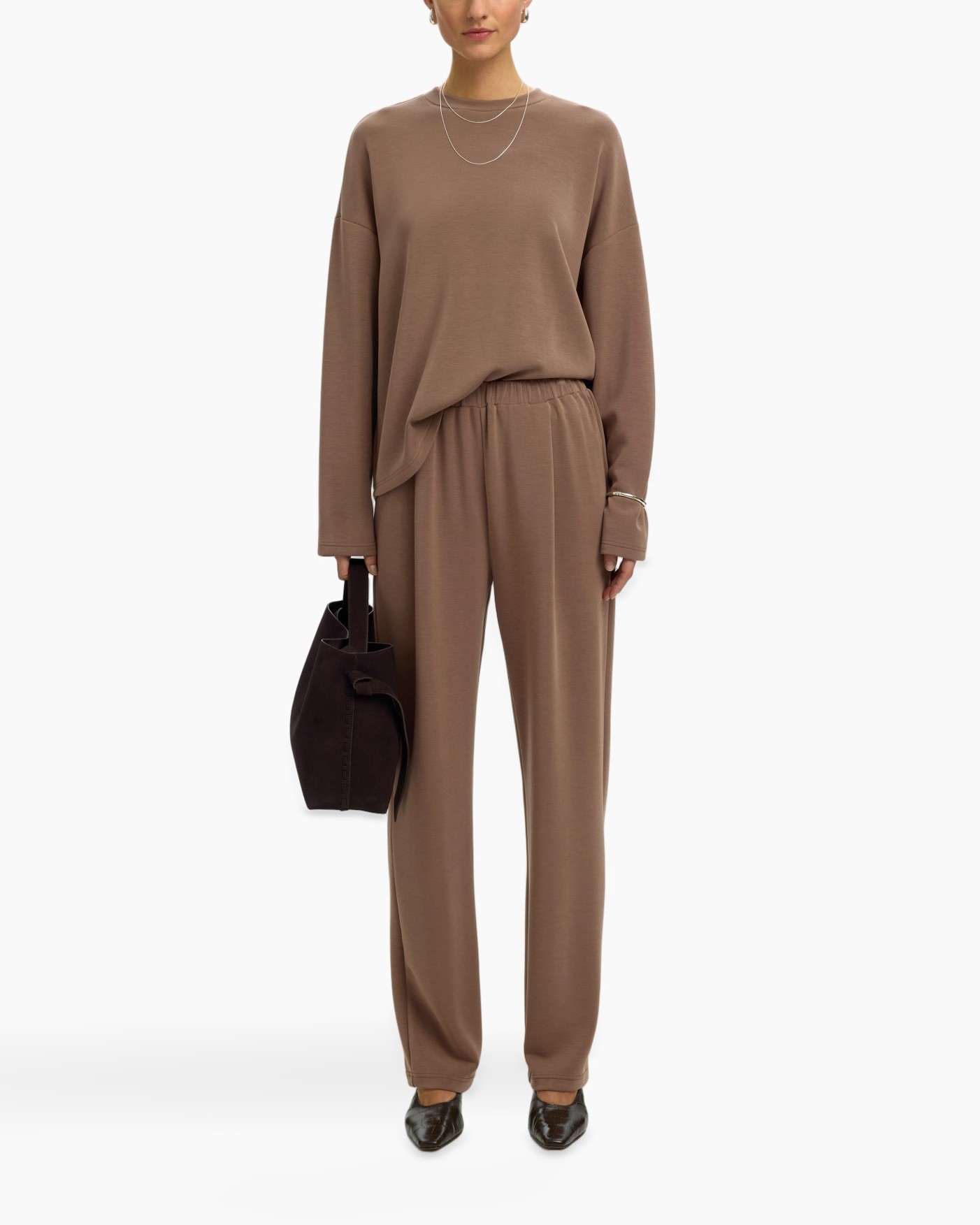 loungewear, outfit, jumpsuit, broek, bruin