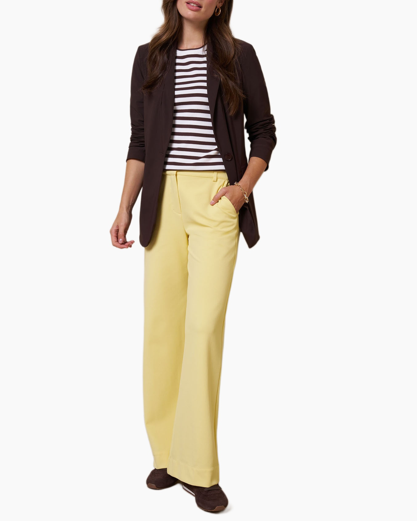 Broeken, Persoon, Schoen, Handtas, Armband