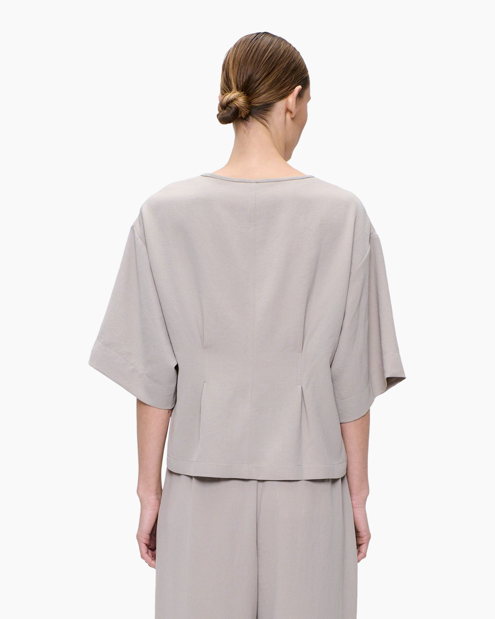 top, knielengte, korte-mouwen, lose pasvorm, beige-grijs