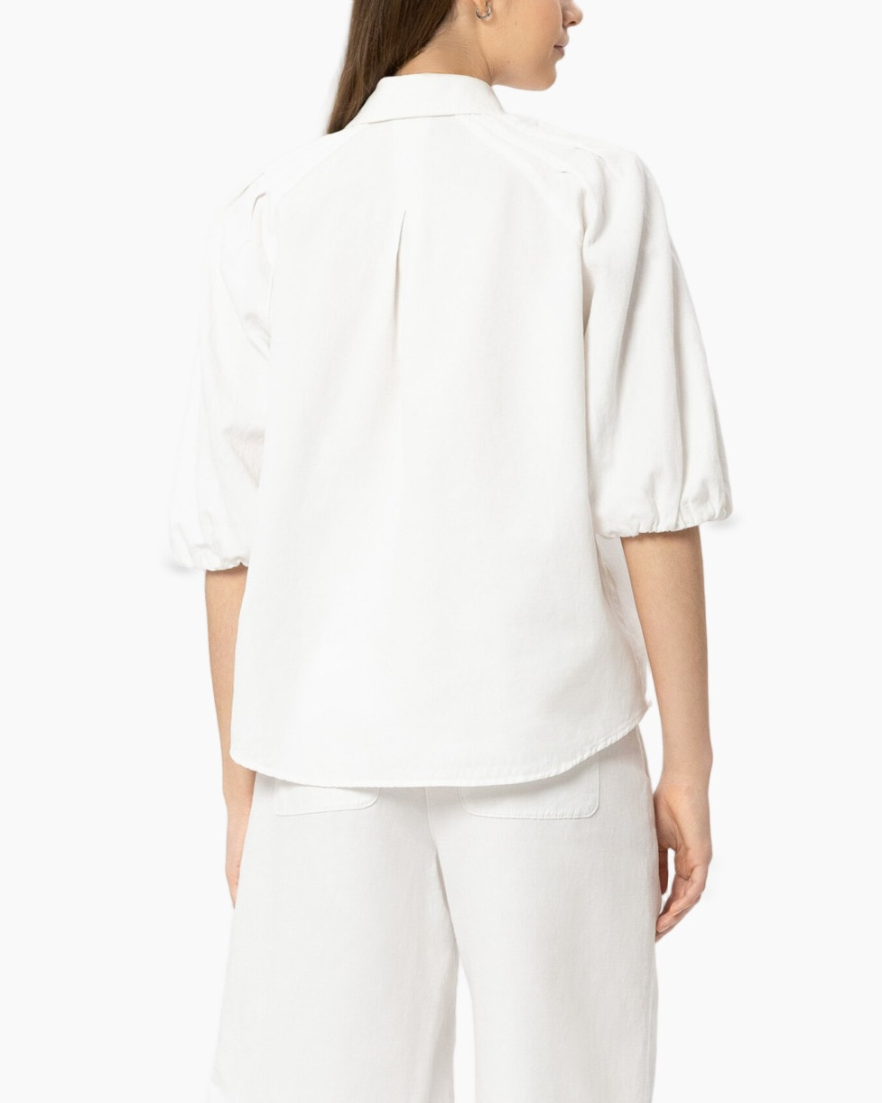 witte blouse, knopen blouse, pofmouw, linnen, gekraagde blouse