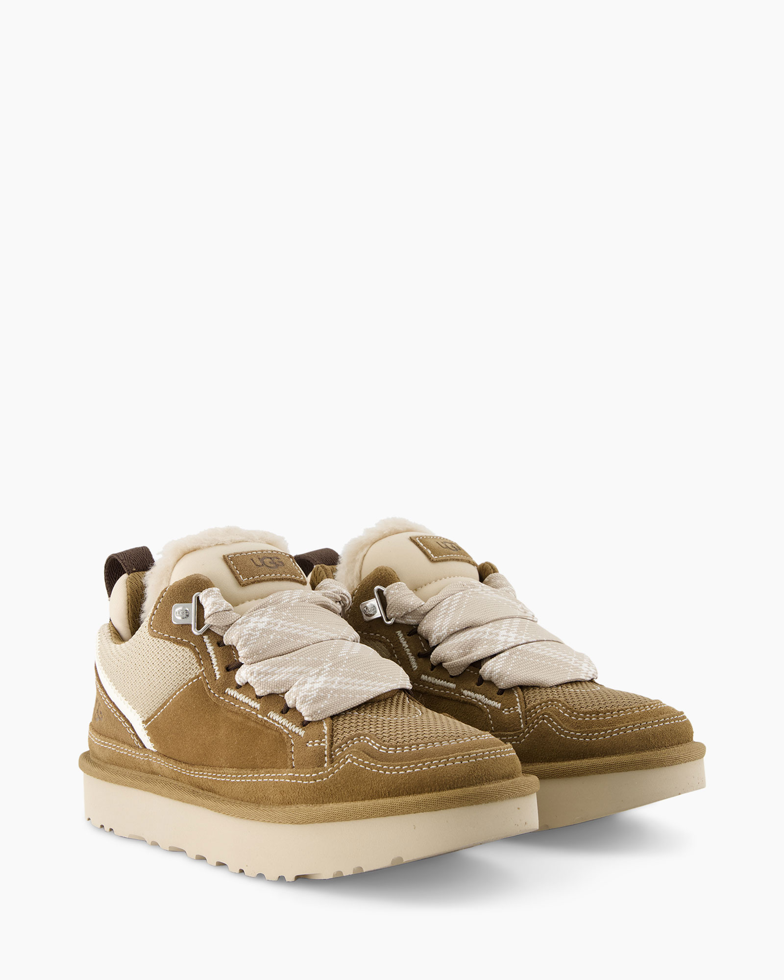 enkellaar, sneaker, tan, bontvoering, veters