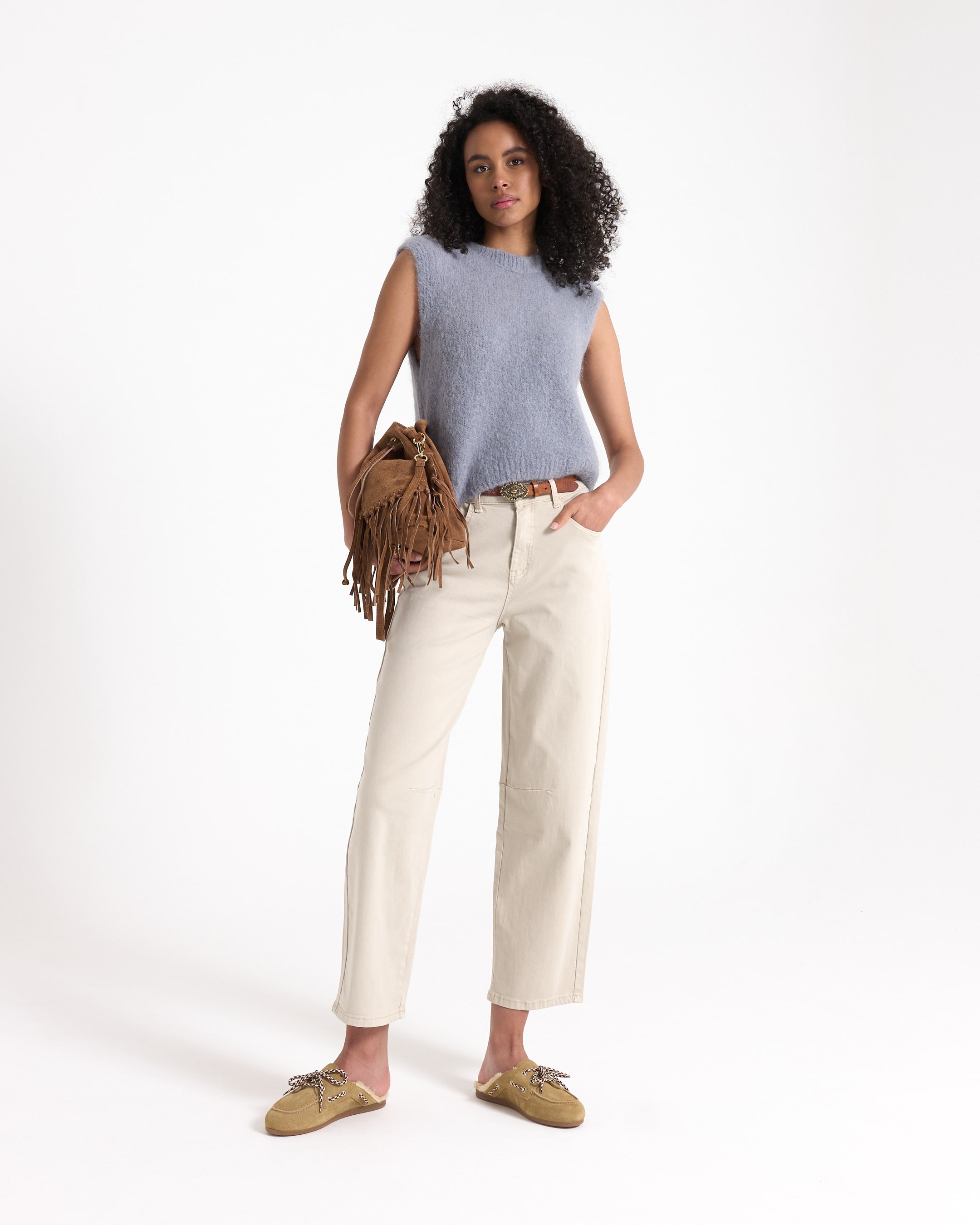 sleeveless, knit, gray, top, pullover, sleeveless top, knit vest, blue-gray, fuzzy texture, crew neck