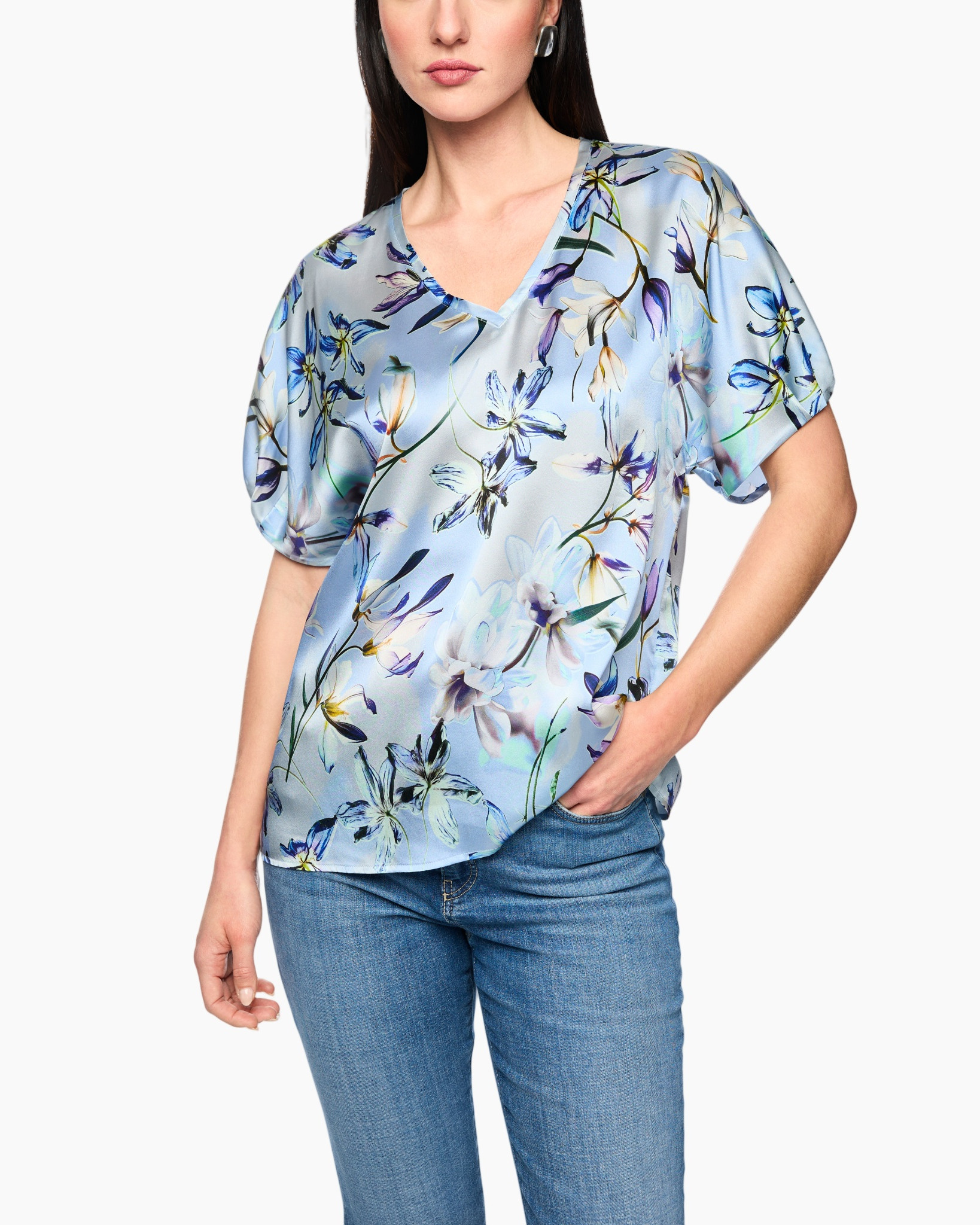blouse vrouwen, bloementop, blauw gedrukt shirt, korte mouw, v-hals