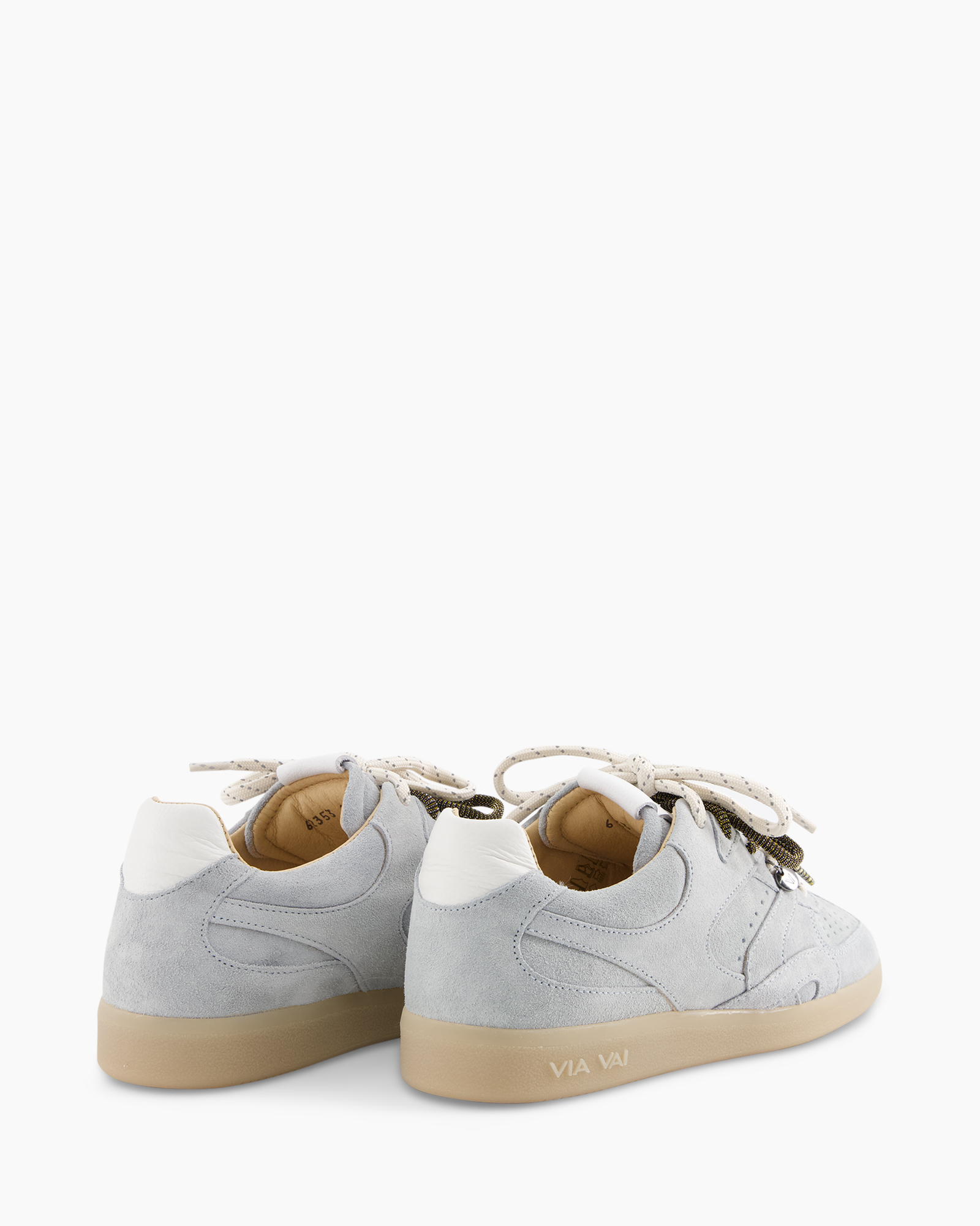 sneakers, grey, suede, gum sole, lace-up