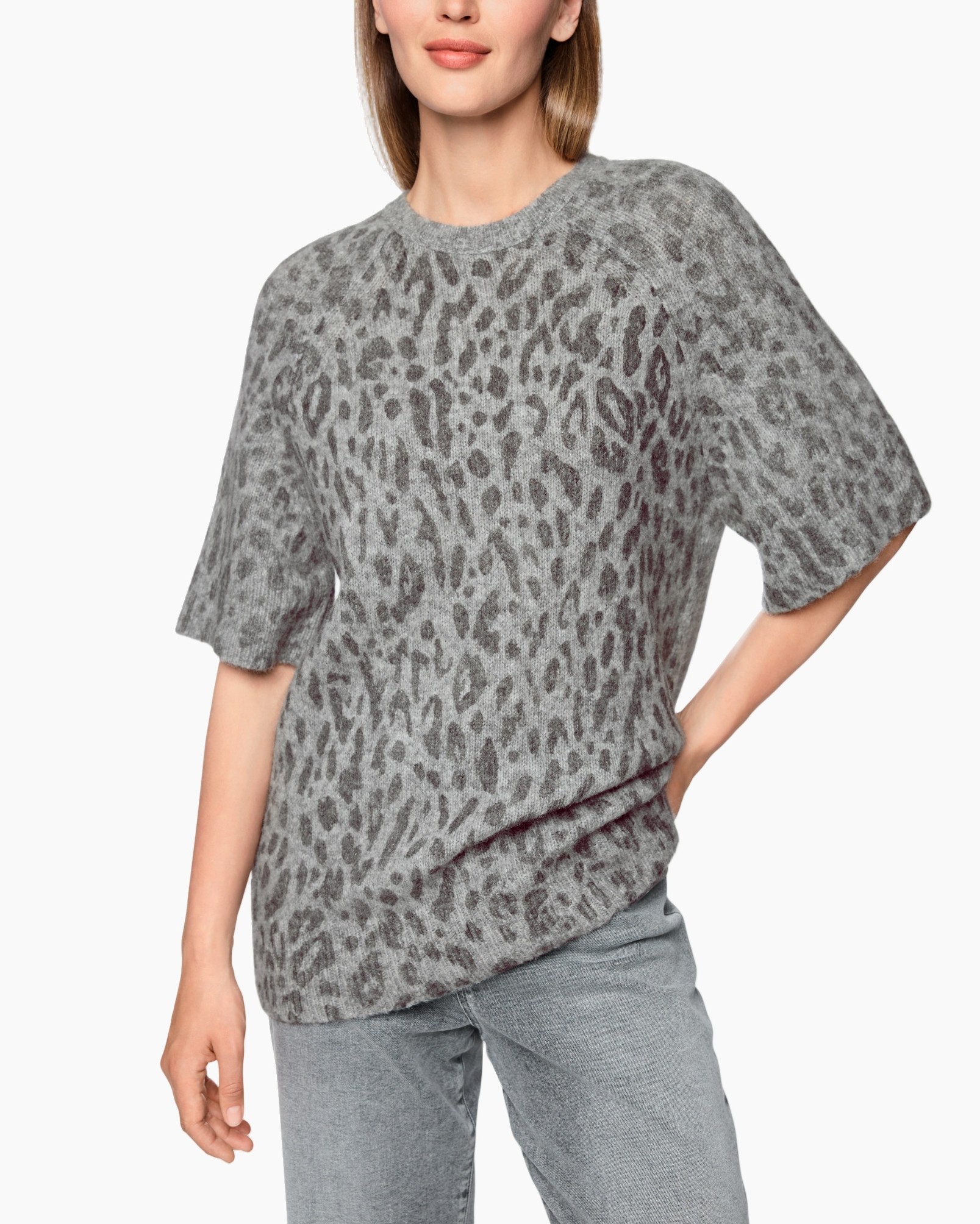 leo- print, gebreide top, oversized, grijs, korte mouwen