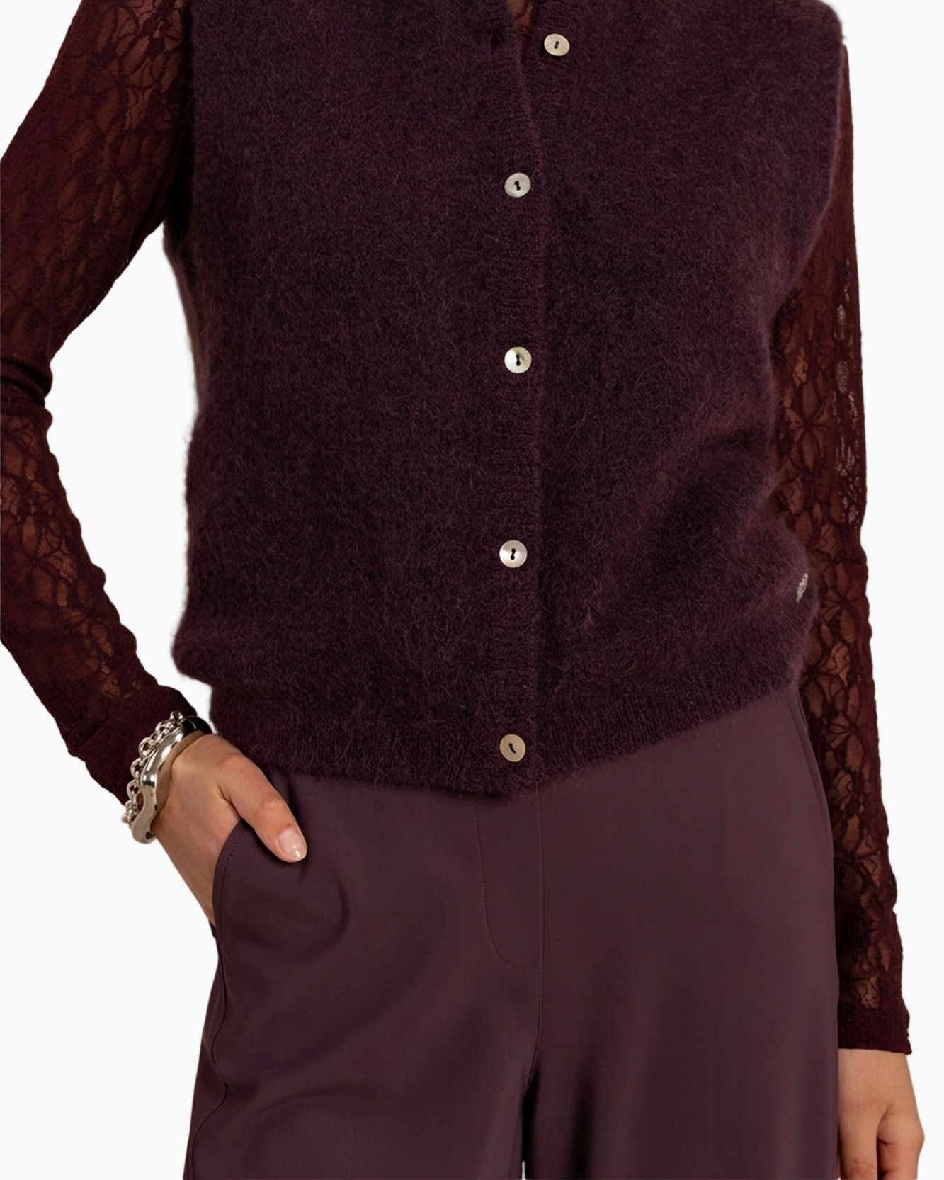 wollen vest, gepelde knopen vest?, butttoned cardigan, donkerrood, brede gebreide vest