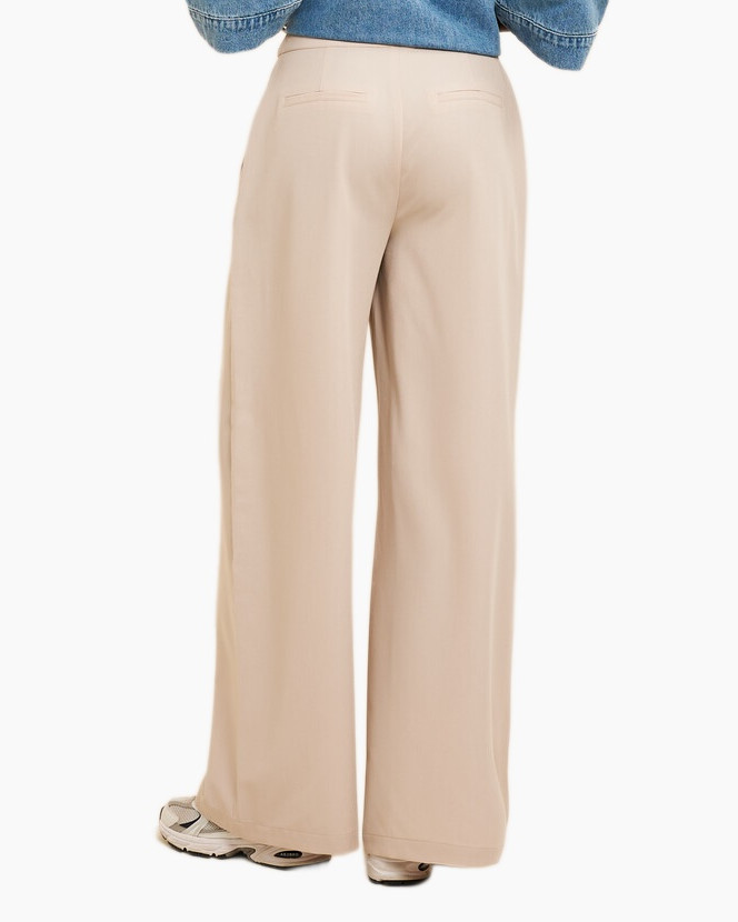 Clothing, Pants, Person, Linen, Ring