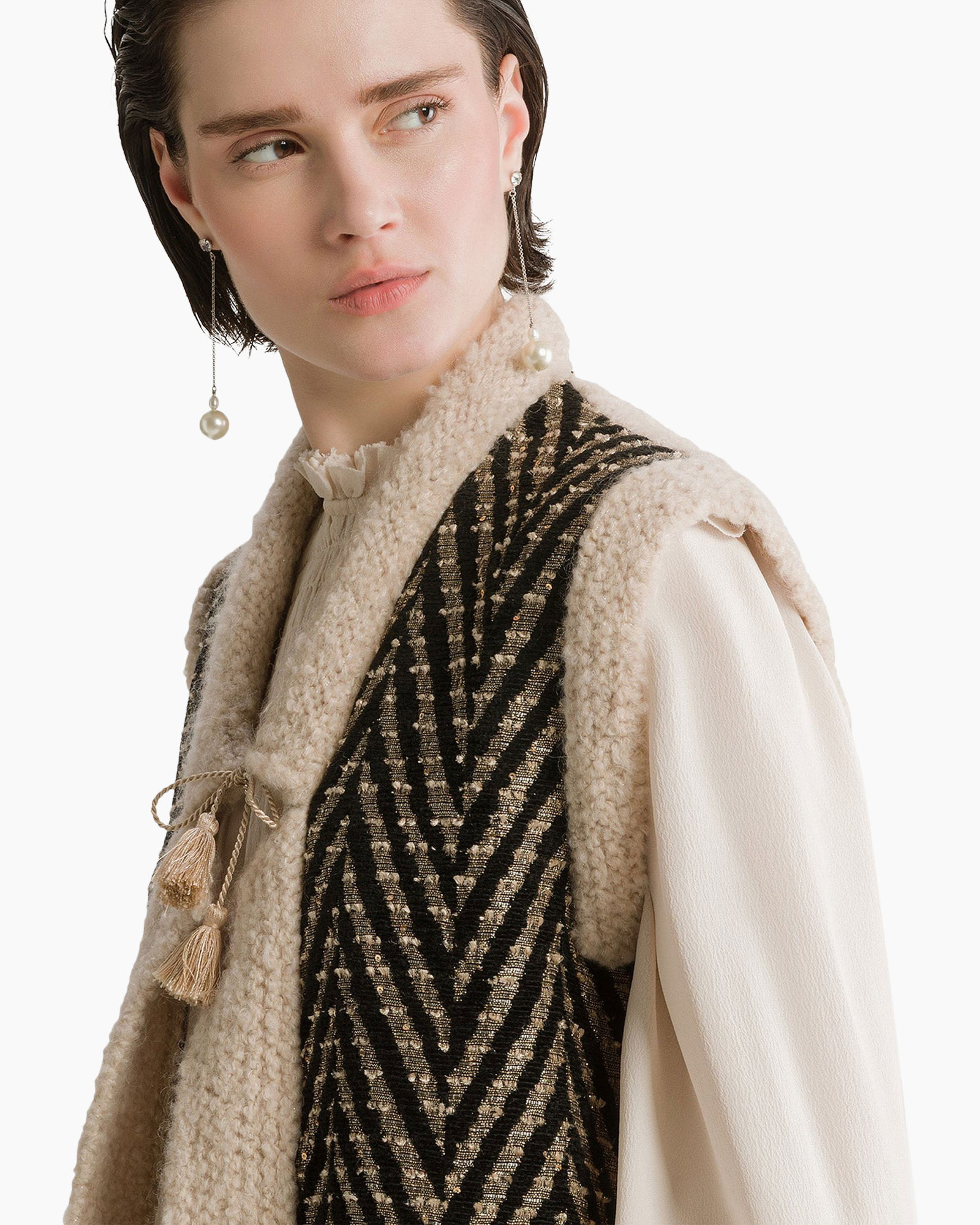 shearling, vest, zigzag, tassel, oorbellen